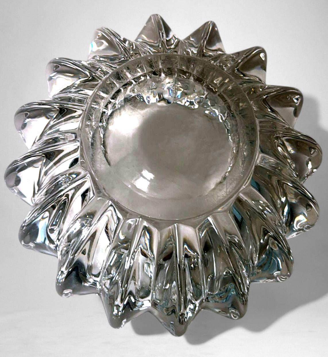 Pierre D'Avesn zugeschriebene Art Déco-Glasschale im Angebot 9