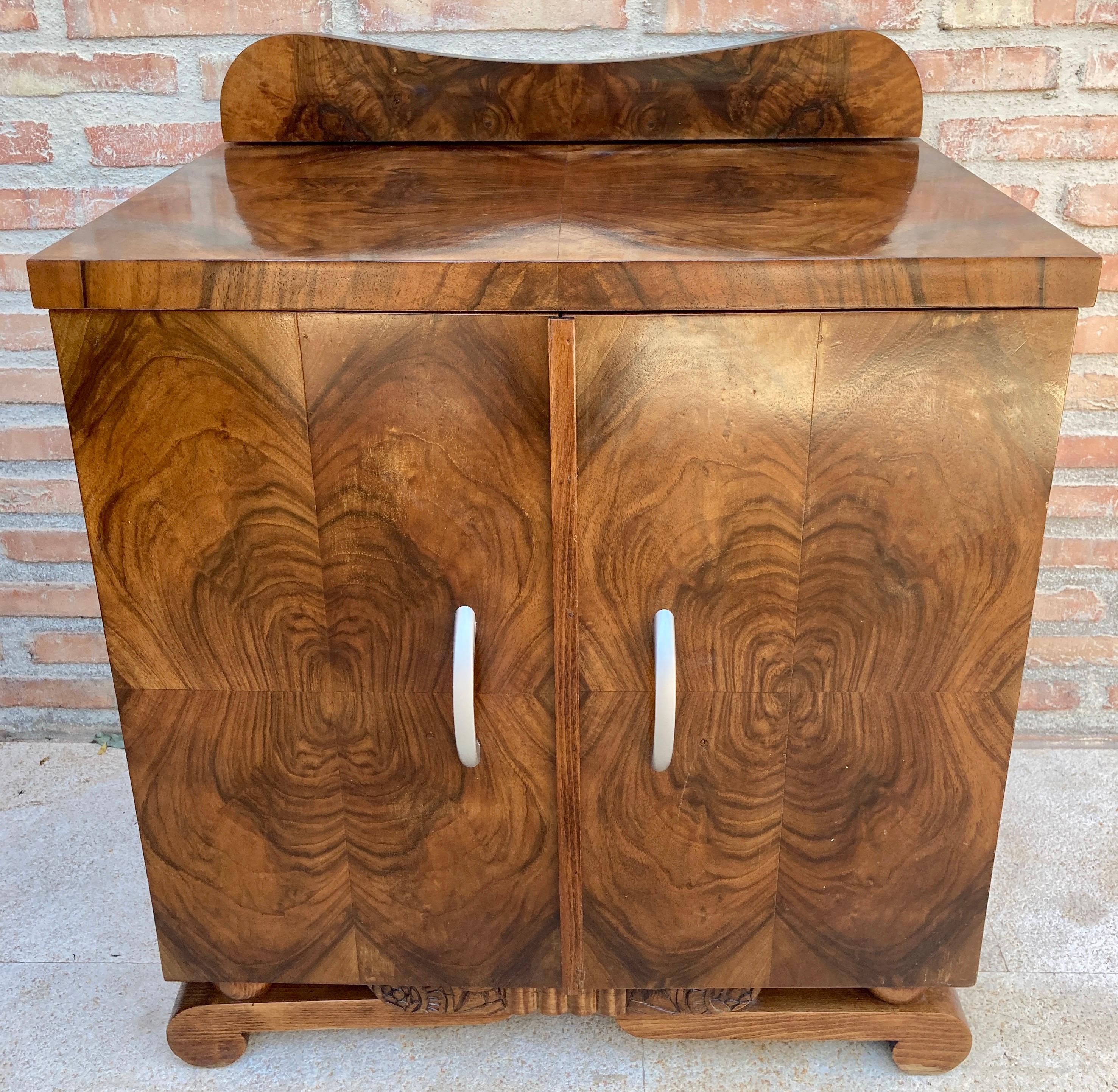 Art Deco French Nightstands, 1930s, Set of 2 In Good Condition For Sale In Miami, FL