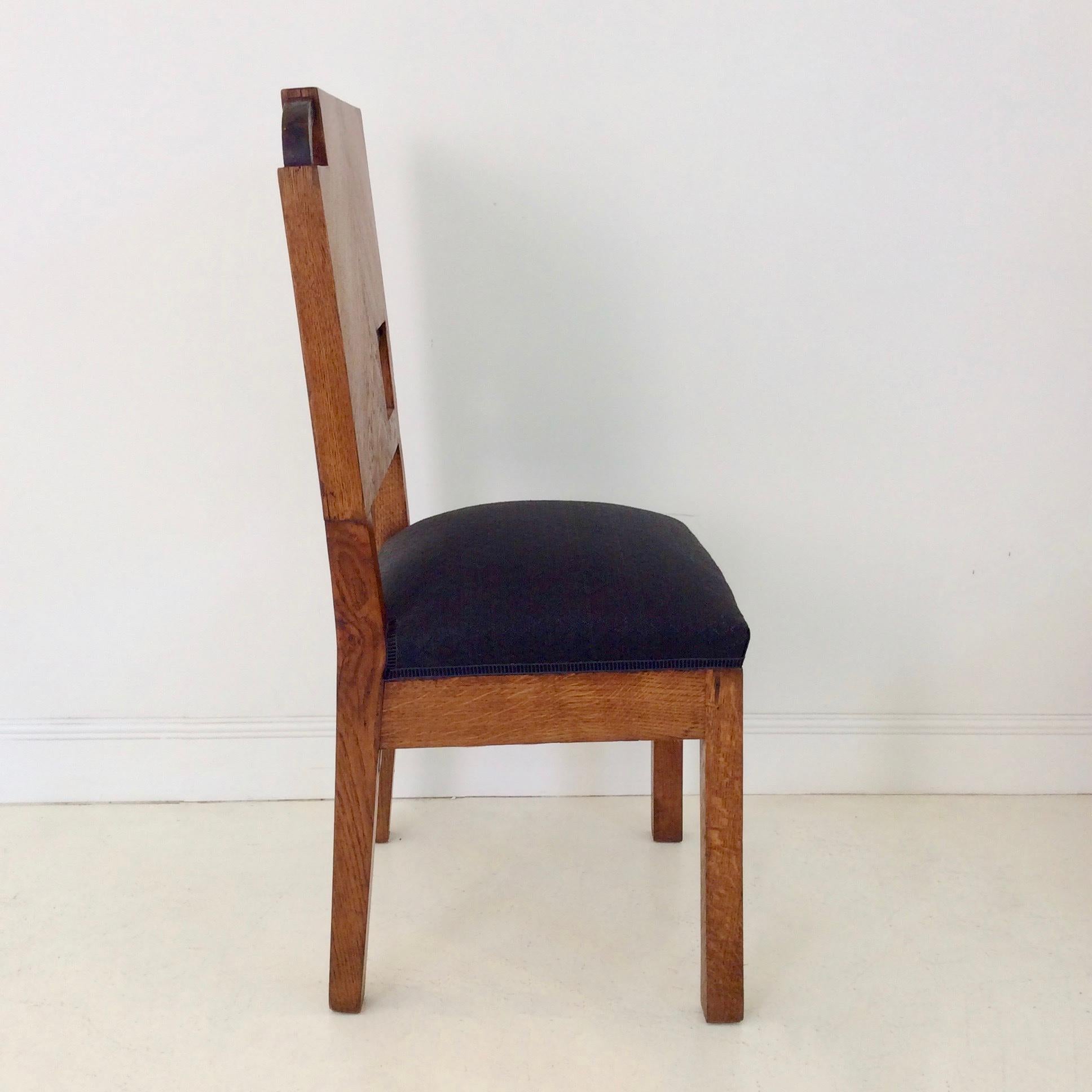 Special Art Deco chair with a nice composition, circa 1930, France.
Oak, blackened oak and black fabric.
Dimensions: 92 cm H, 45 cm W, 43 cm D, seat height 45 cm.
We ship worldwide.
All purchases are covered by our Buyer Protection Guarantee.
This