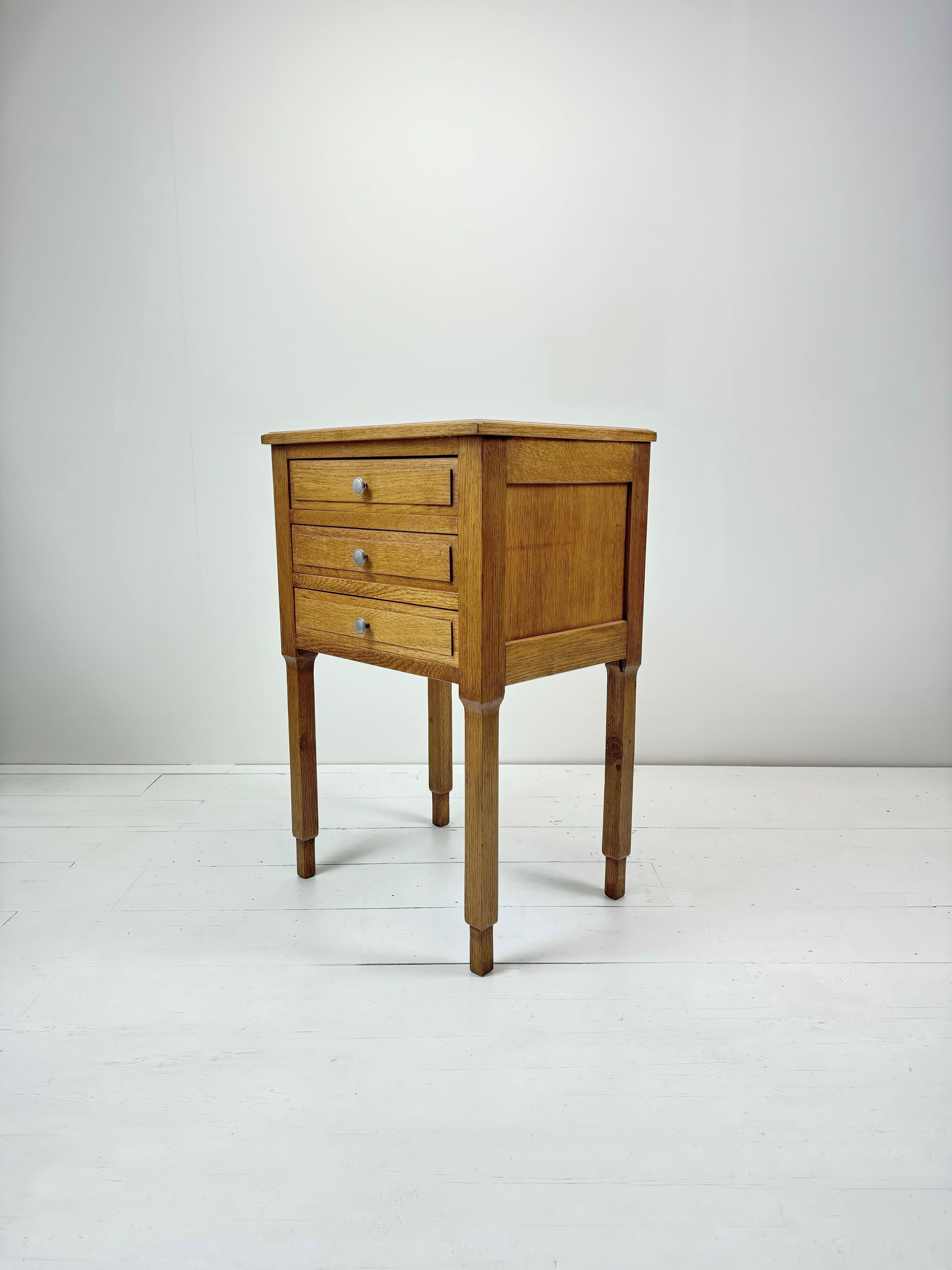 Art Deco French Oak Parquetry Top Night Stand, France c.1930's In Good Condition For Sale In London, GB