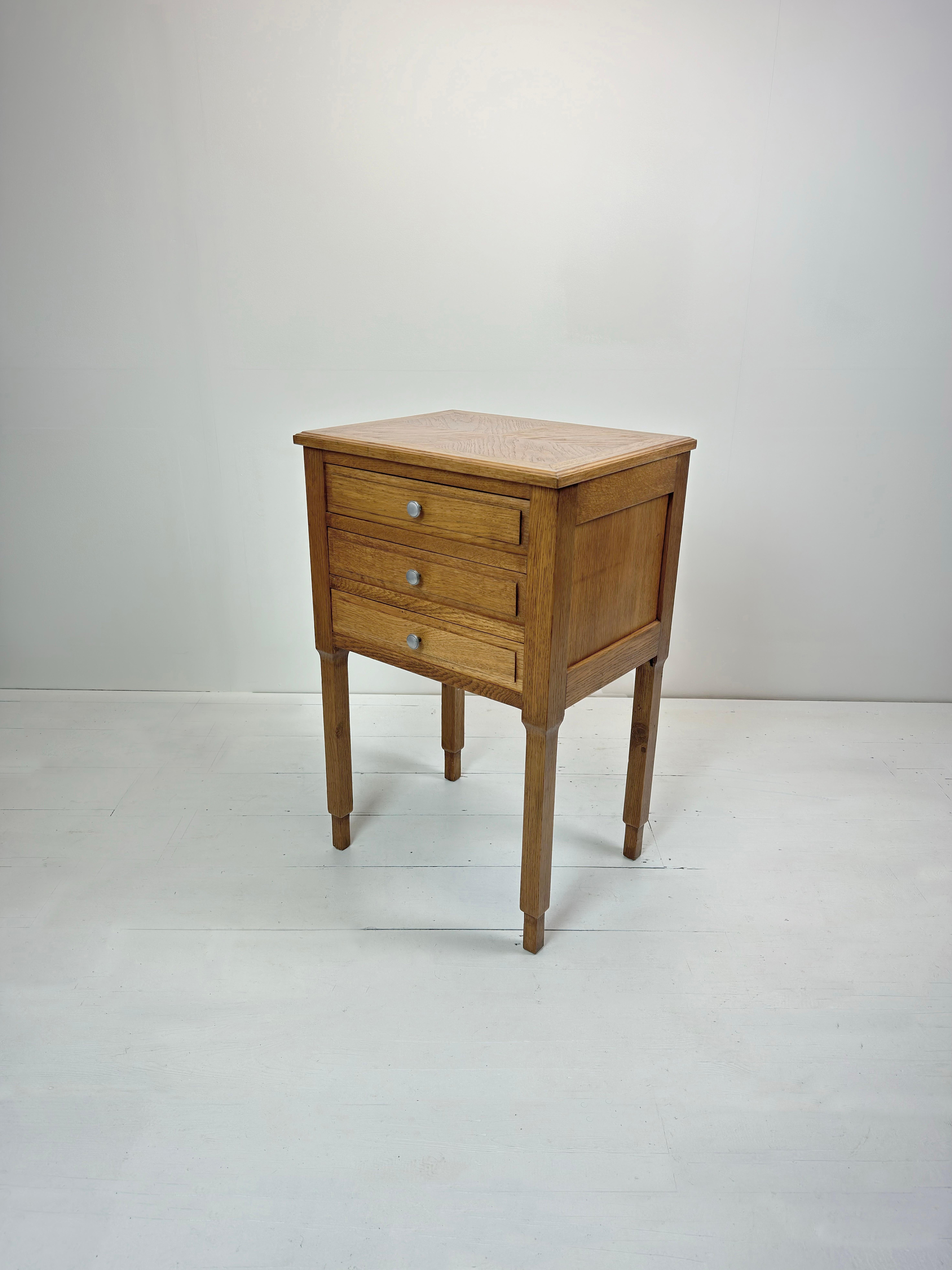 Art Deco French Oak Parquetry Top Night Stand, France c.1930's For Sale 2