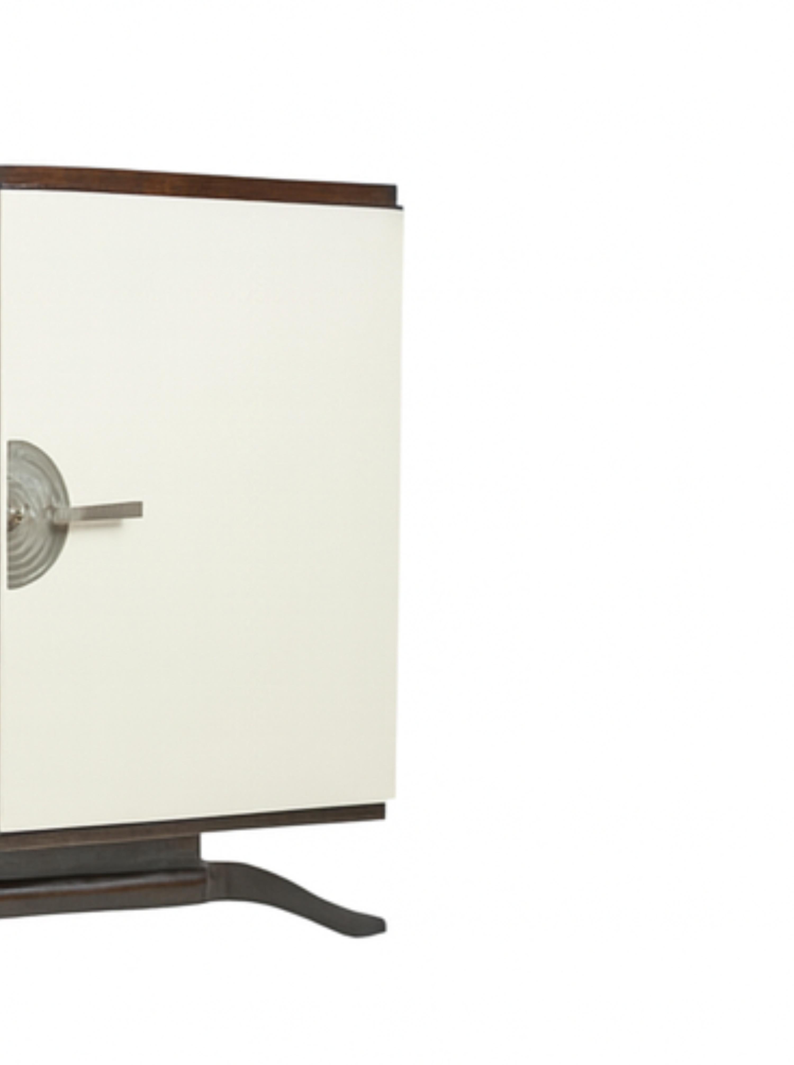 Credenza francese Art Deco in noce bianco sporco, 20° secolo in vendita 2