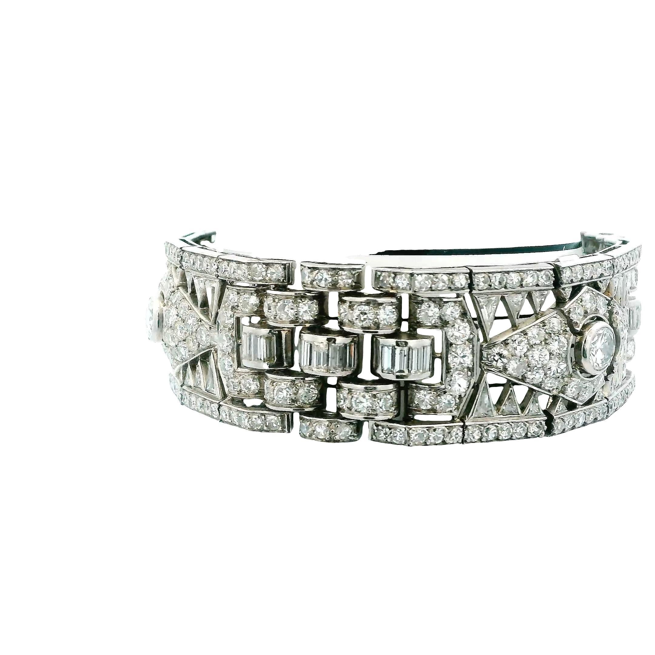 Taille mixte Bracelet Art-Déco en platine français 27 ct de diamants en vente