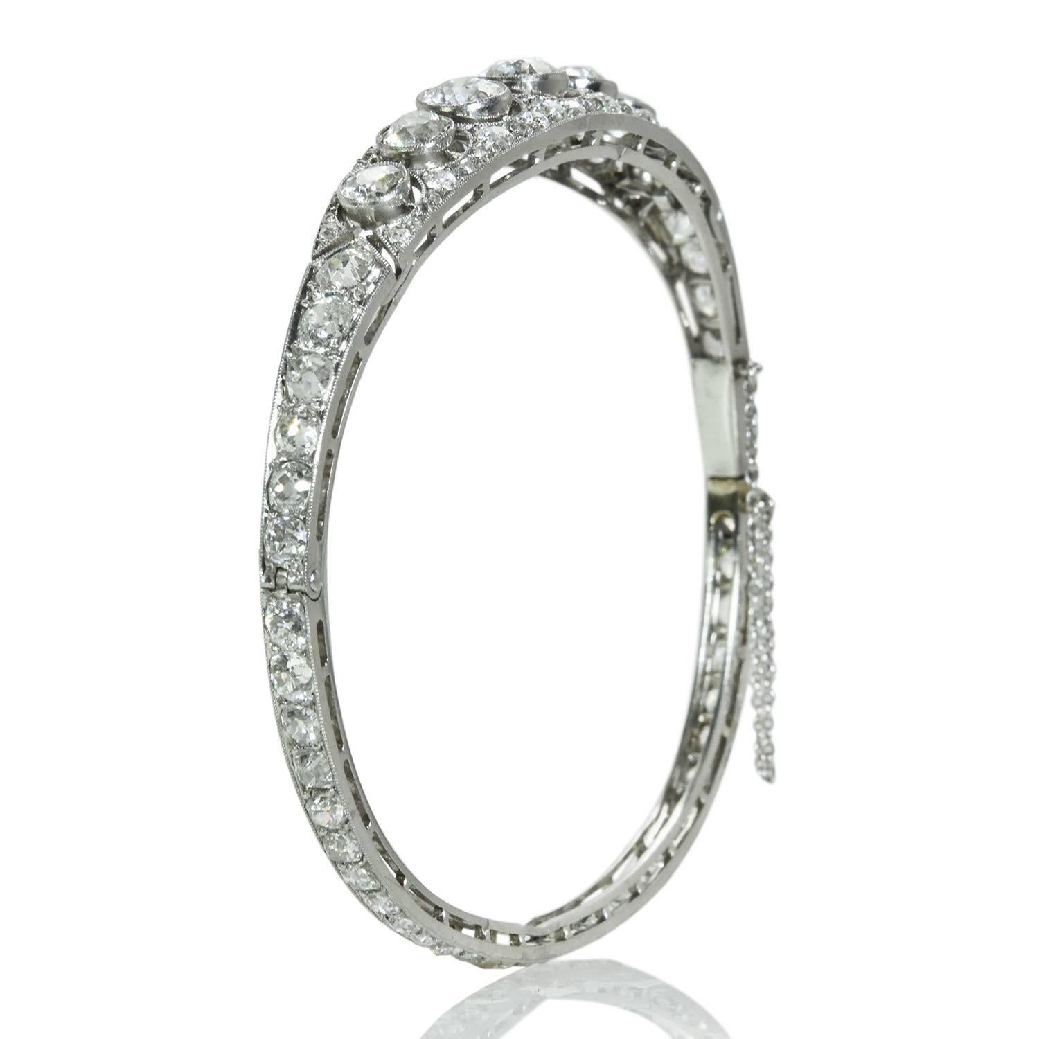 Art Deco French Platinum 9.80 Carat Diamond Bangle Bracelet 6