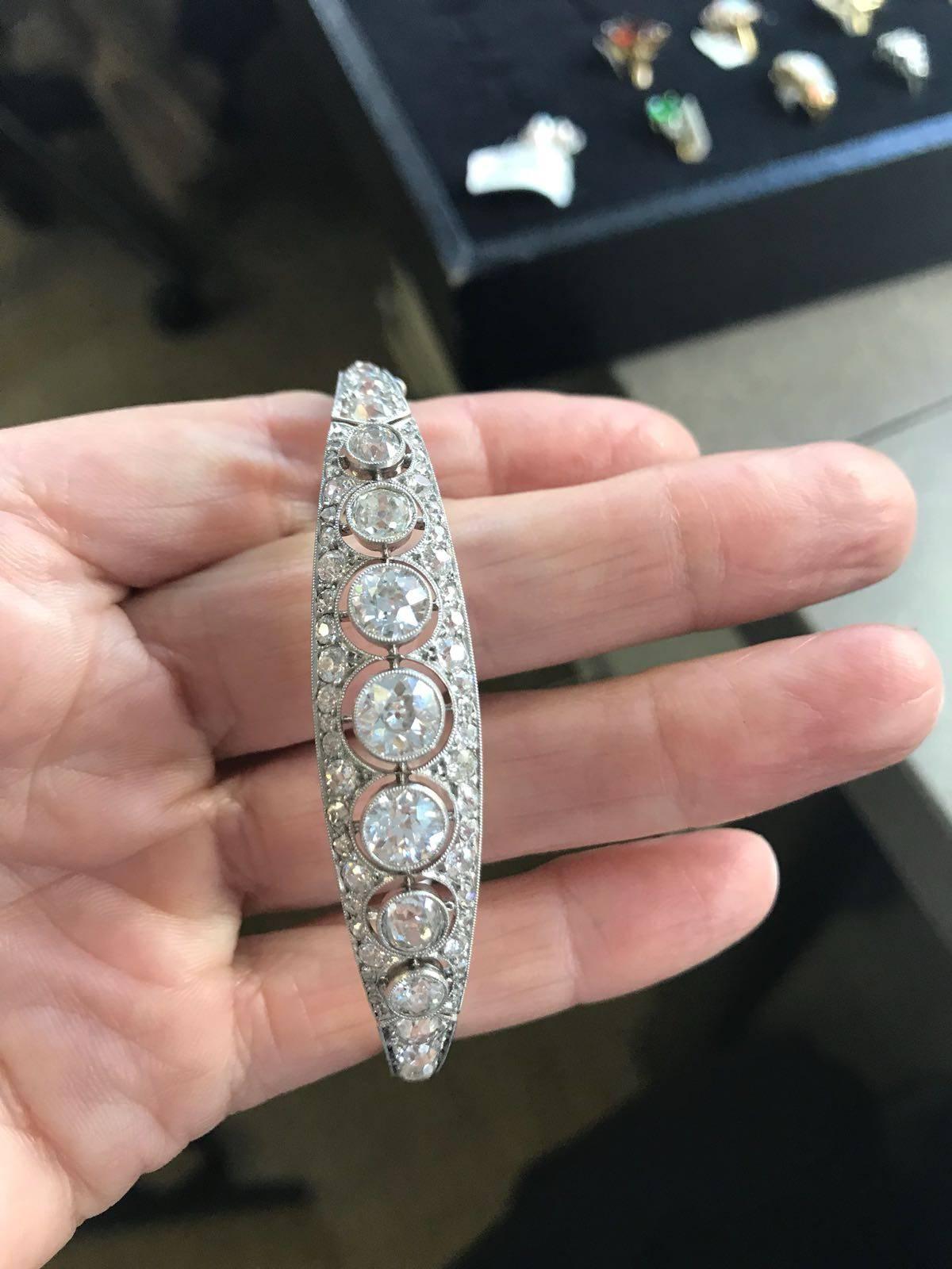 Art Deco French Platinum 9.80 Carat Diamond Bangle Bracelet 7