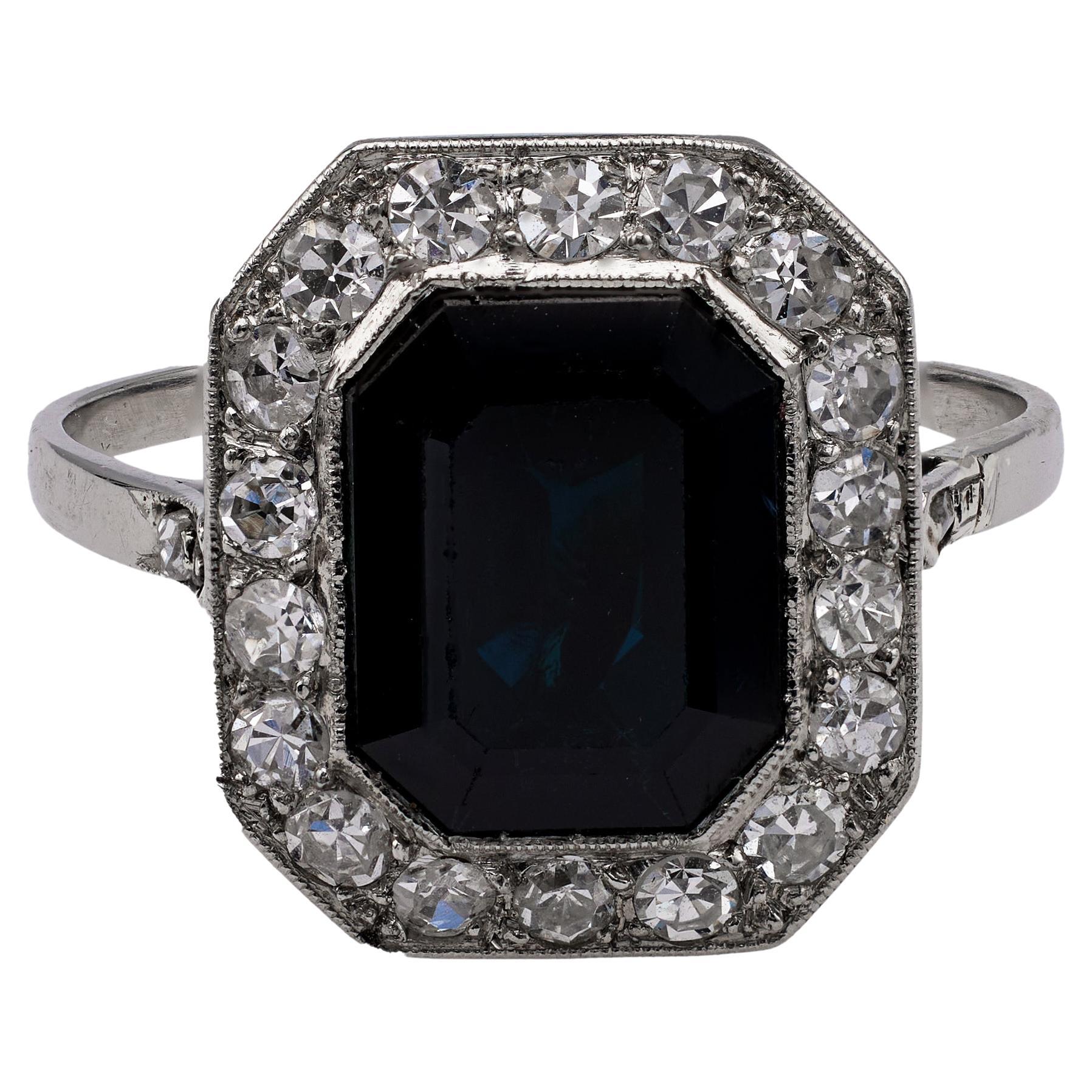 Platinring mit französischem Saphir und Diamant im Art déco-Stil