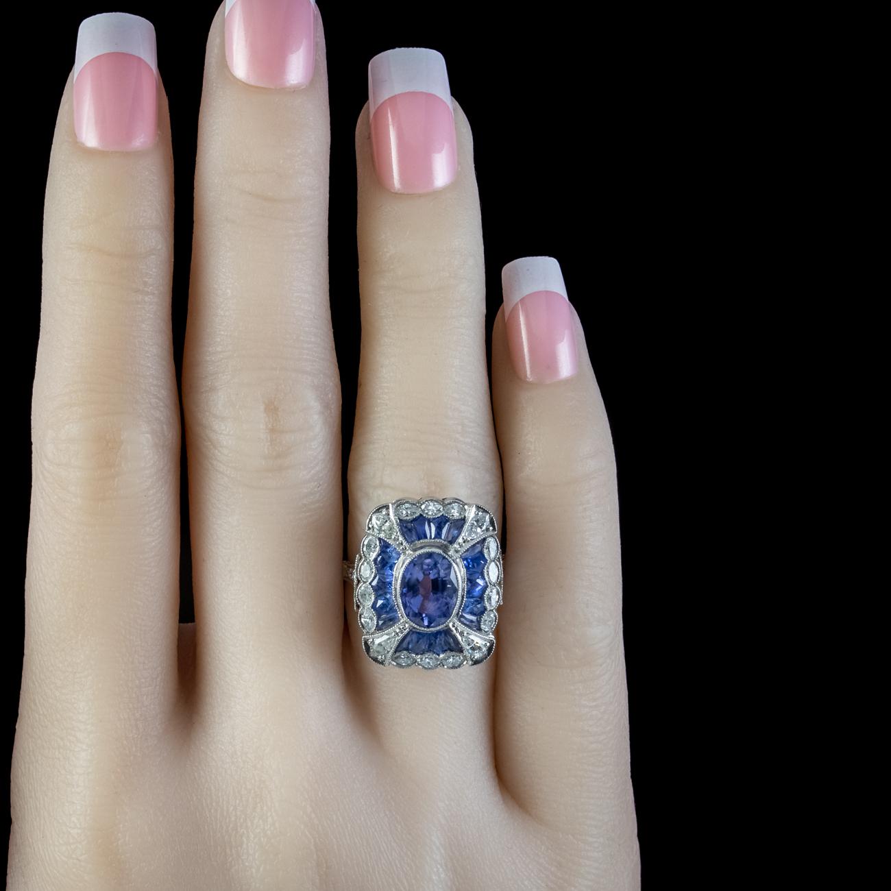 Art Deco French Sapphire Diamond Ring 3ct of Sapphire Circa 1920 For Sale 2