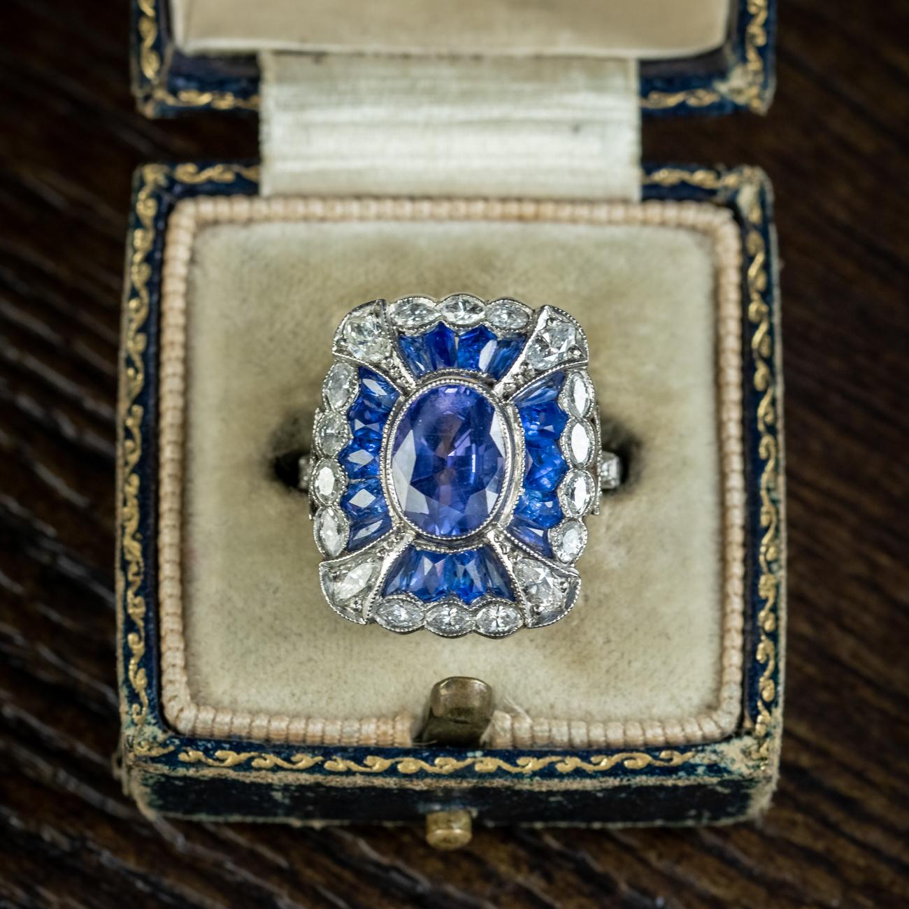 Art Deco French Sapphire Diamond Ring 3ct of Sapphire Circa 1920 For Sale 3
