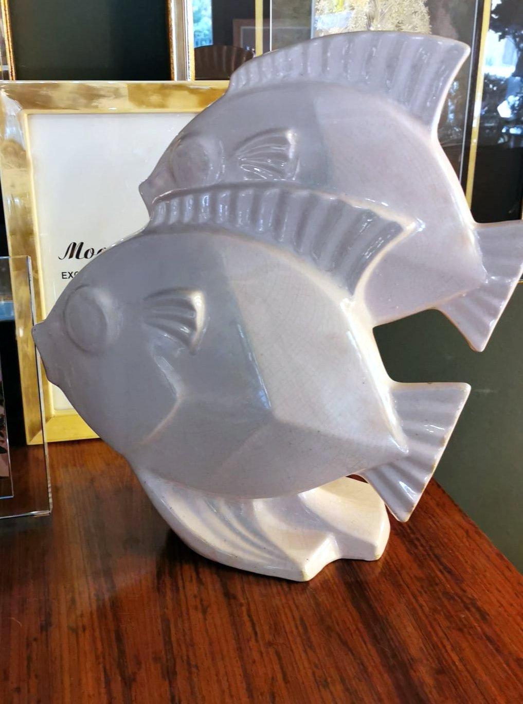 Sculpture française Art Déco de deux poissons en porcelaine craquelée en vente 4