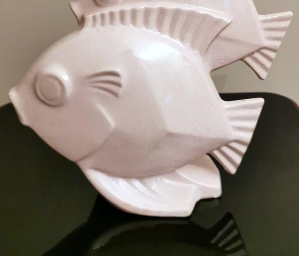 20th Century Art Deco French Sculpture of Two Fish in Craquelé Porcelain For Sale