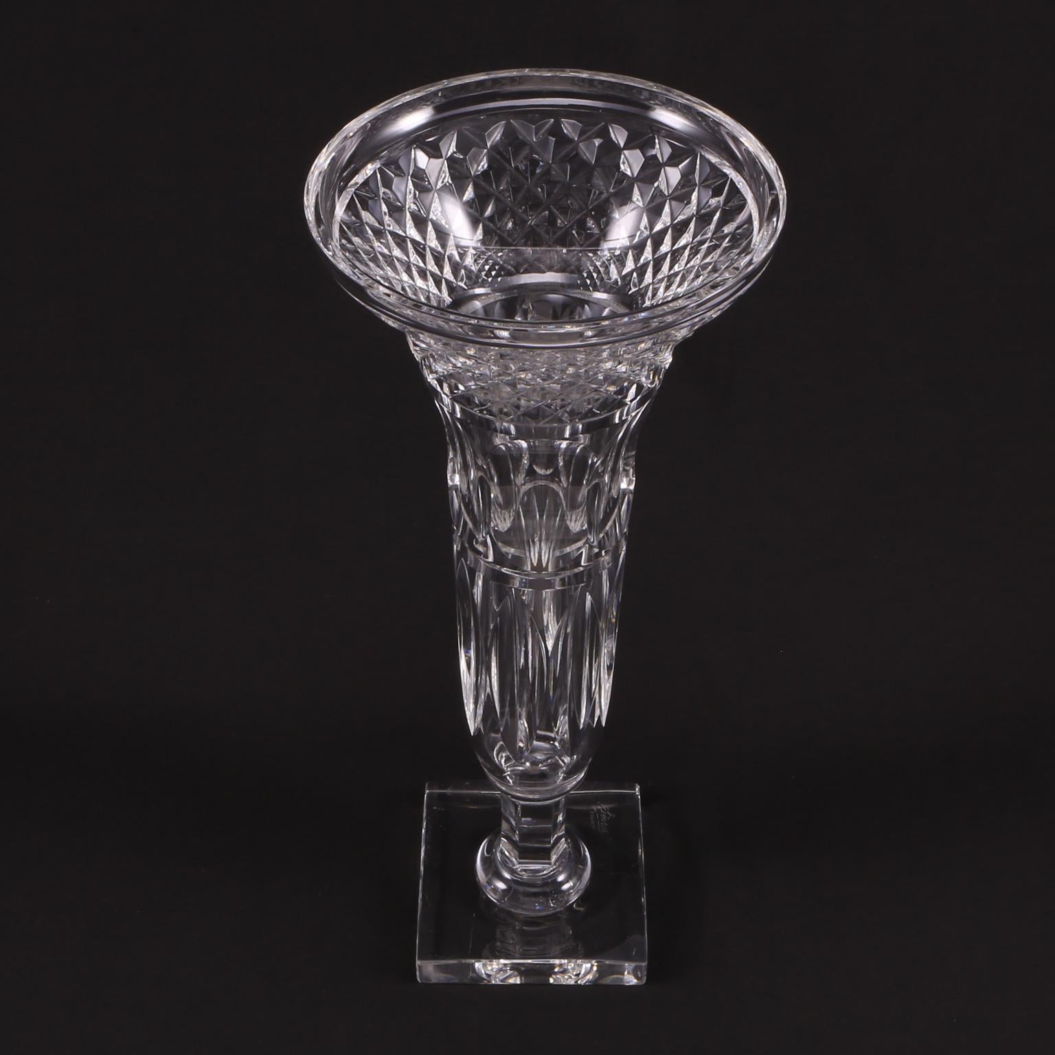 Art Deco French Sèvres Clear Handcut Crystal Diamonds  Vase, 1930 For Sale 8