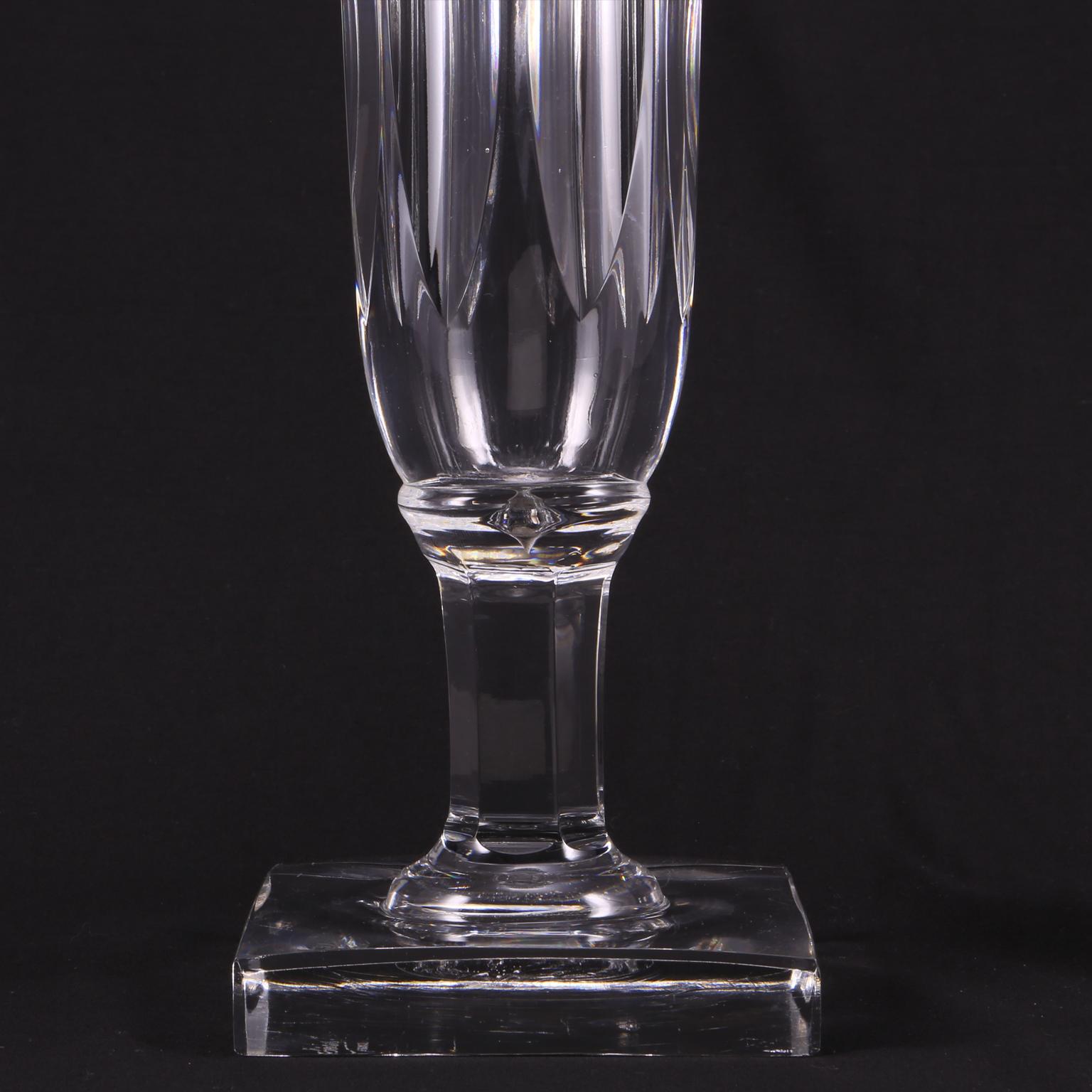 Art Deco French Sèvres Clear Handcut Crystal Diamonds  Vase, 1930 For Sale 13