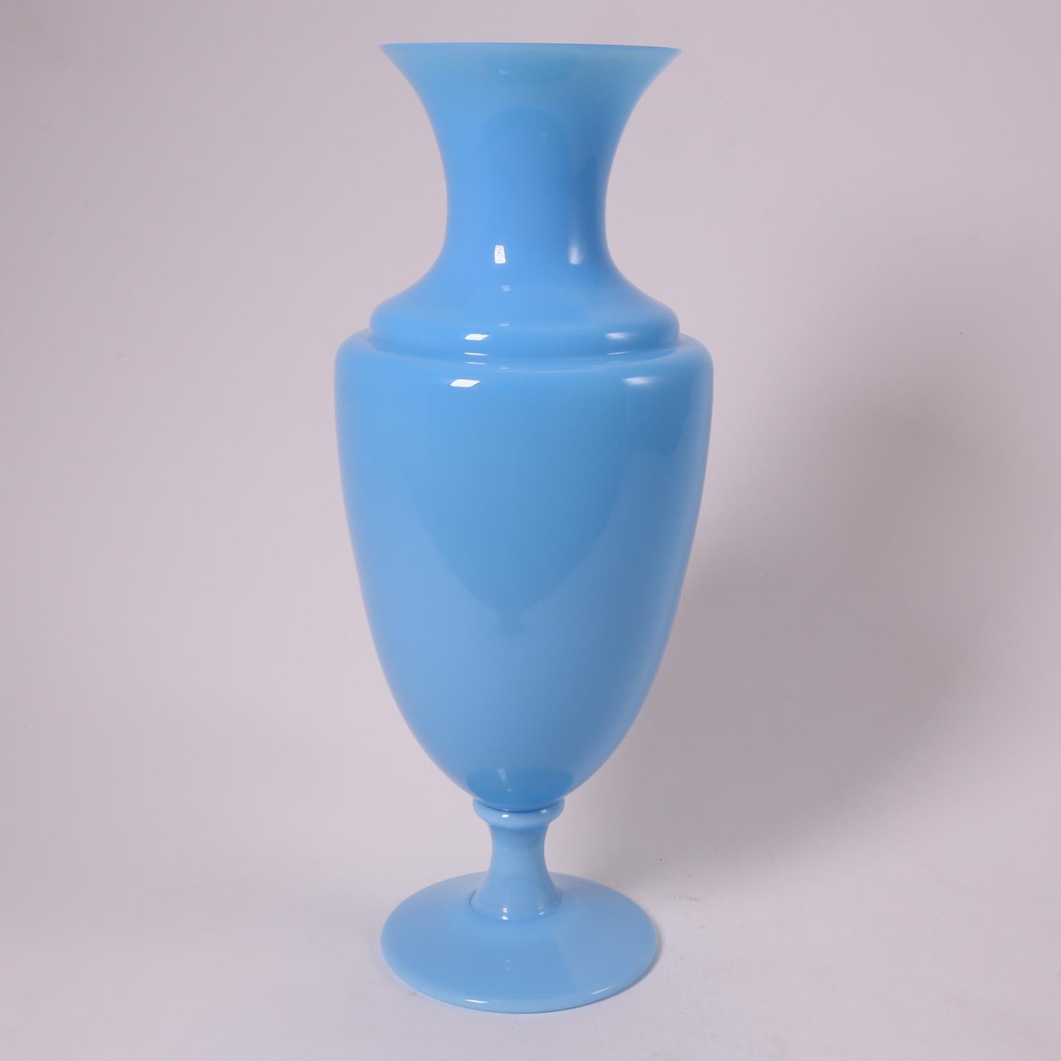 Art Deco French Sèvres Light Turquoise Hand Blown Opaline Glass Vase, 1920 For Sale 13