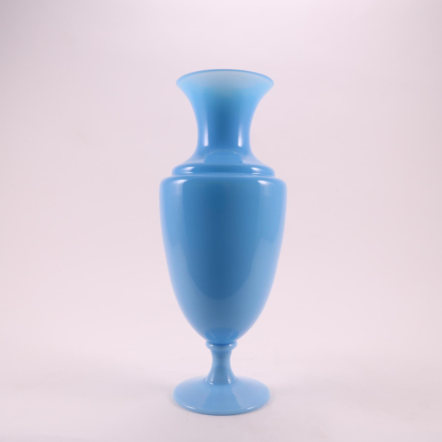 Early 20th Century Art Deco French Sèvres Light Turquoise Hand Blown Opaline Glass Vase, 1920 For Sale