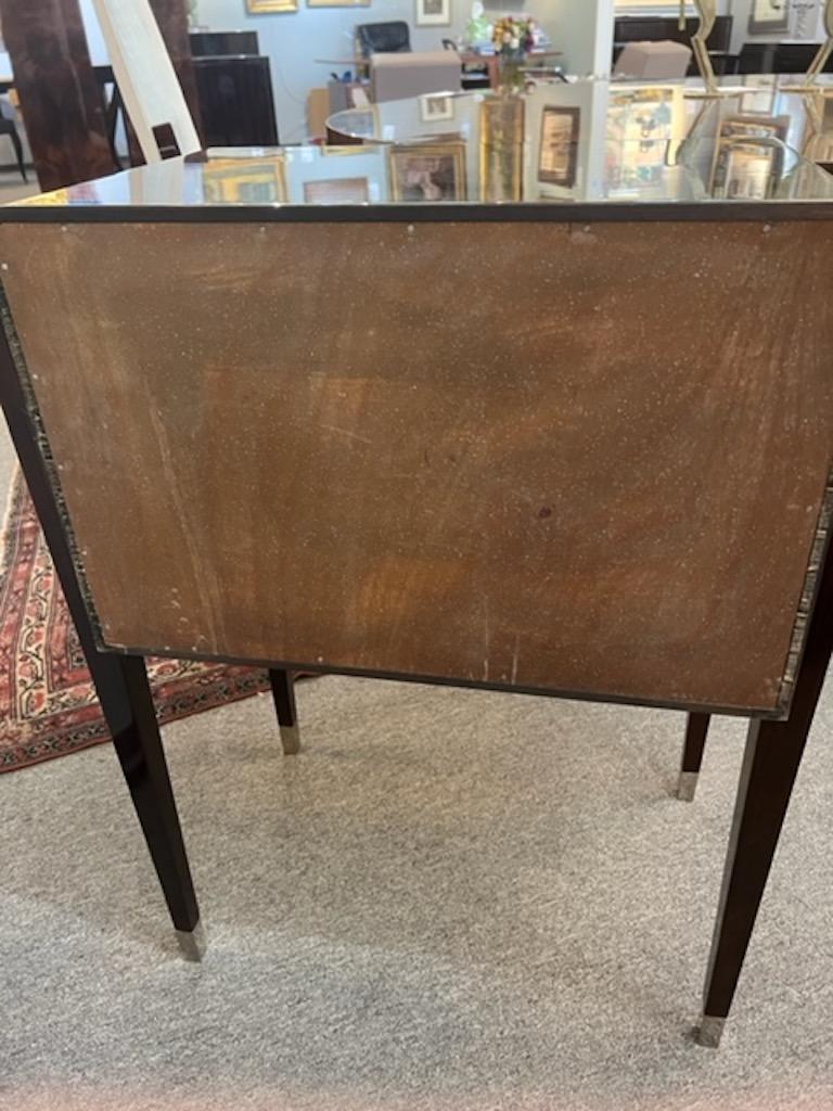 Table d'appoint/commode française Art déco en vente 1