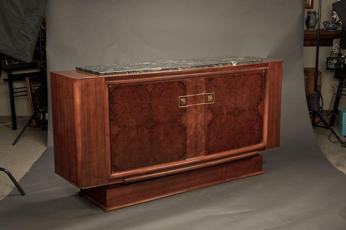 Art Deco French Sideboard in Walnut In Excellent Condition In Houston, TX