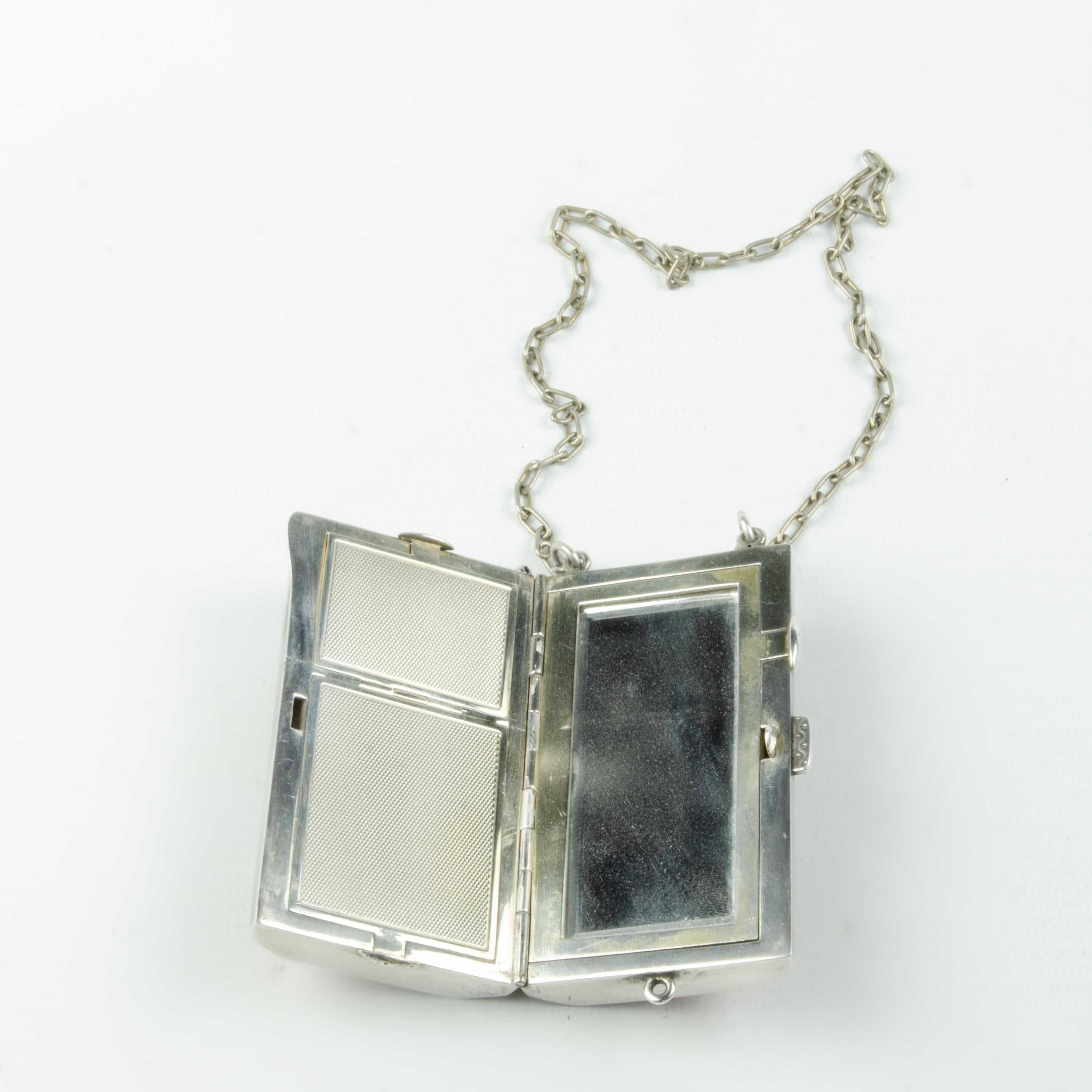 Art Deco Art Déco French Silver and Enamel Vanity Necklace/Pendant with Mirror, 1940s For Sale