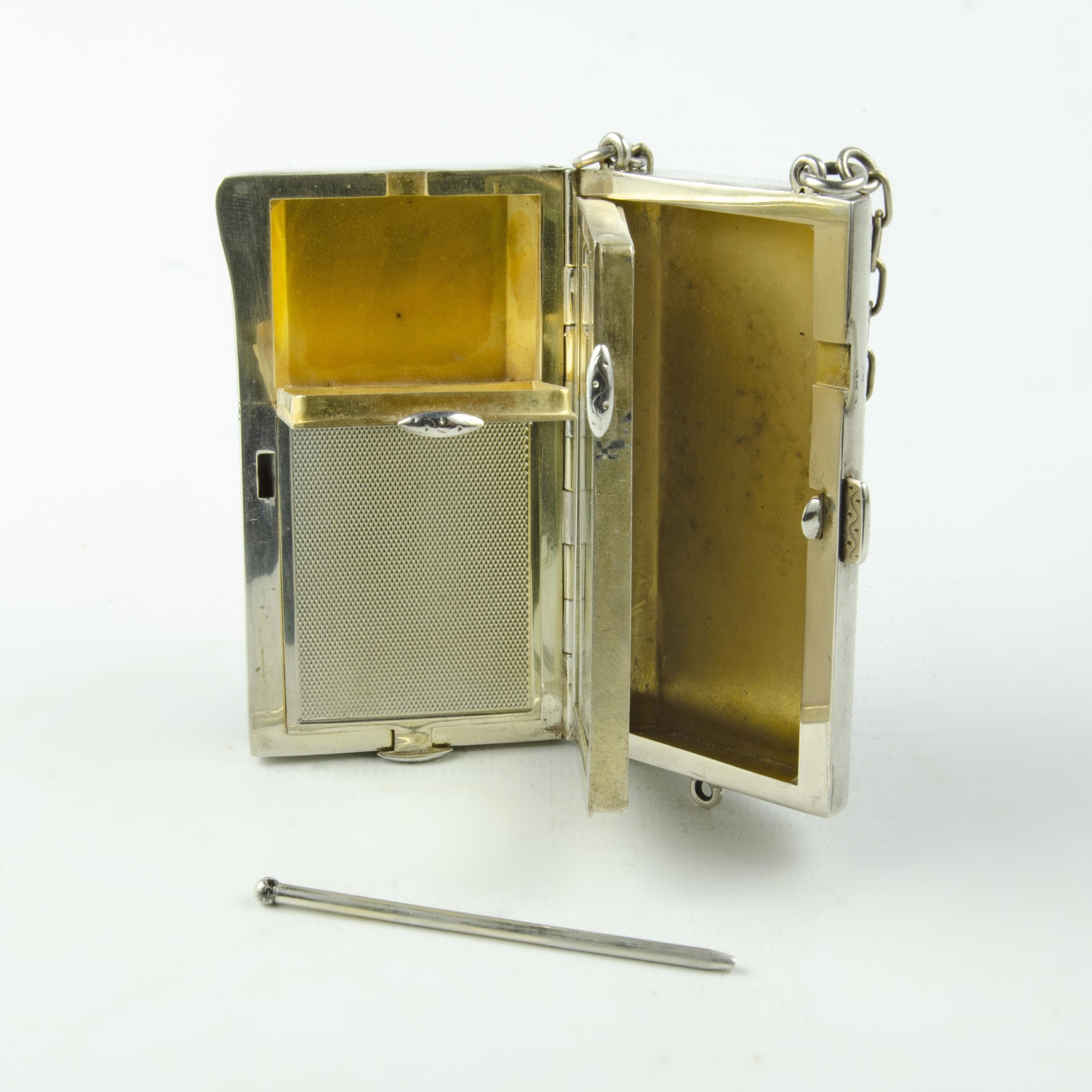 Art Déco French Silver and Enamel Vanity Necklace/Pendant with Mirror, 1940s In Good Condition For Sale In North Miami, FL