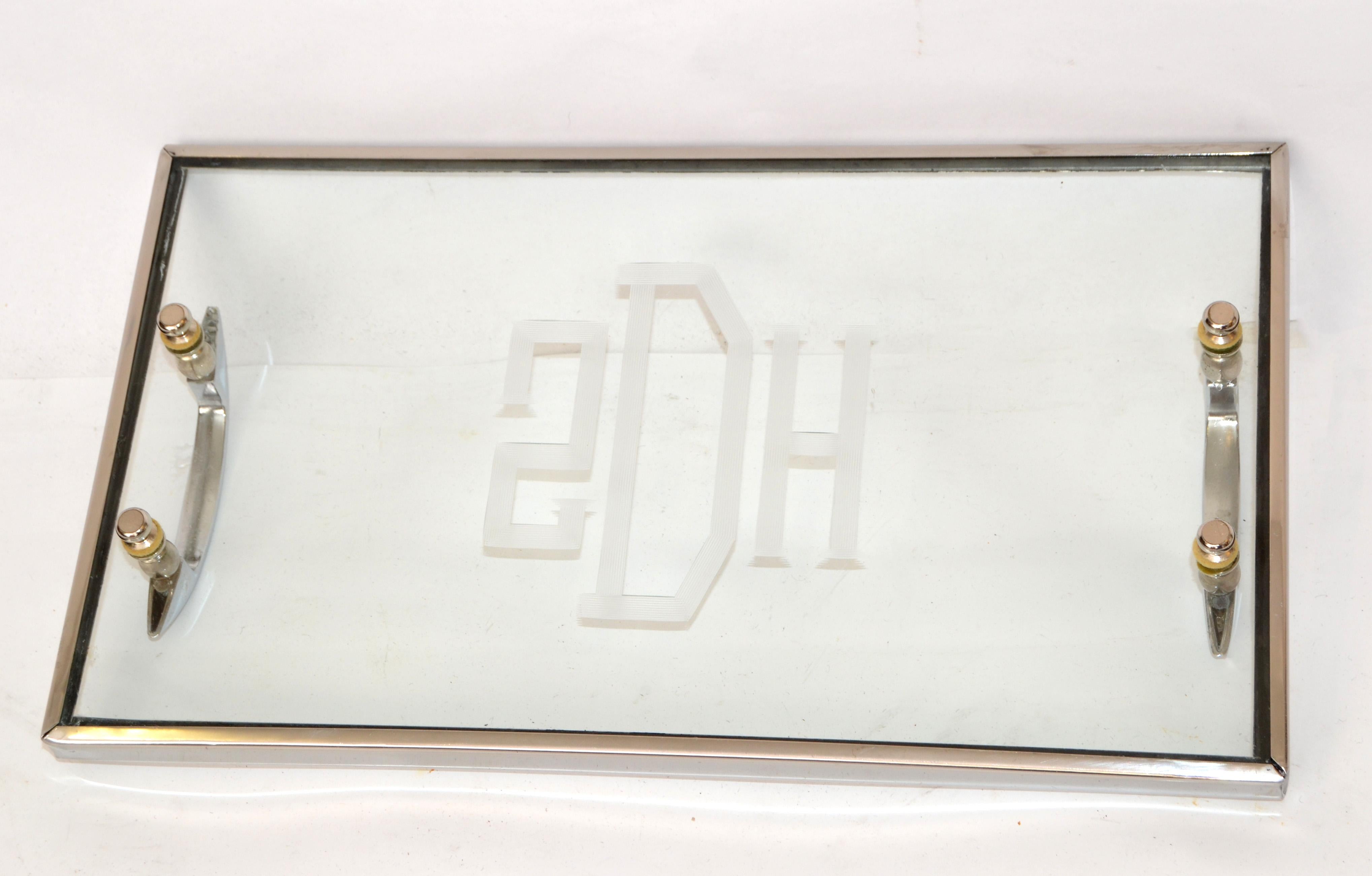 Französisches Art-déco-Schminktablett aus Edelstahl und geätztem SDH-Glas, Bargeschirr  im Angebot 5
