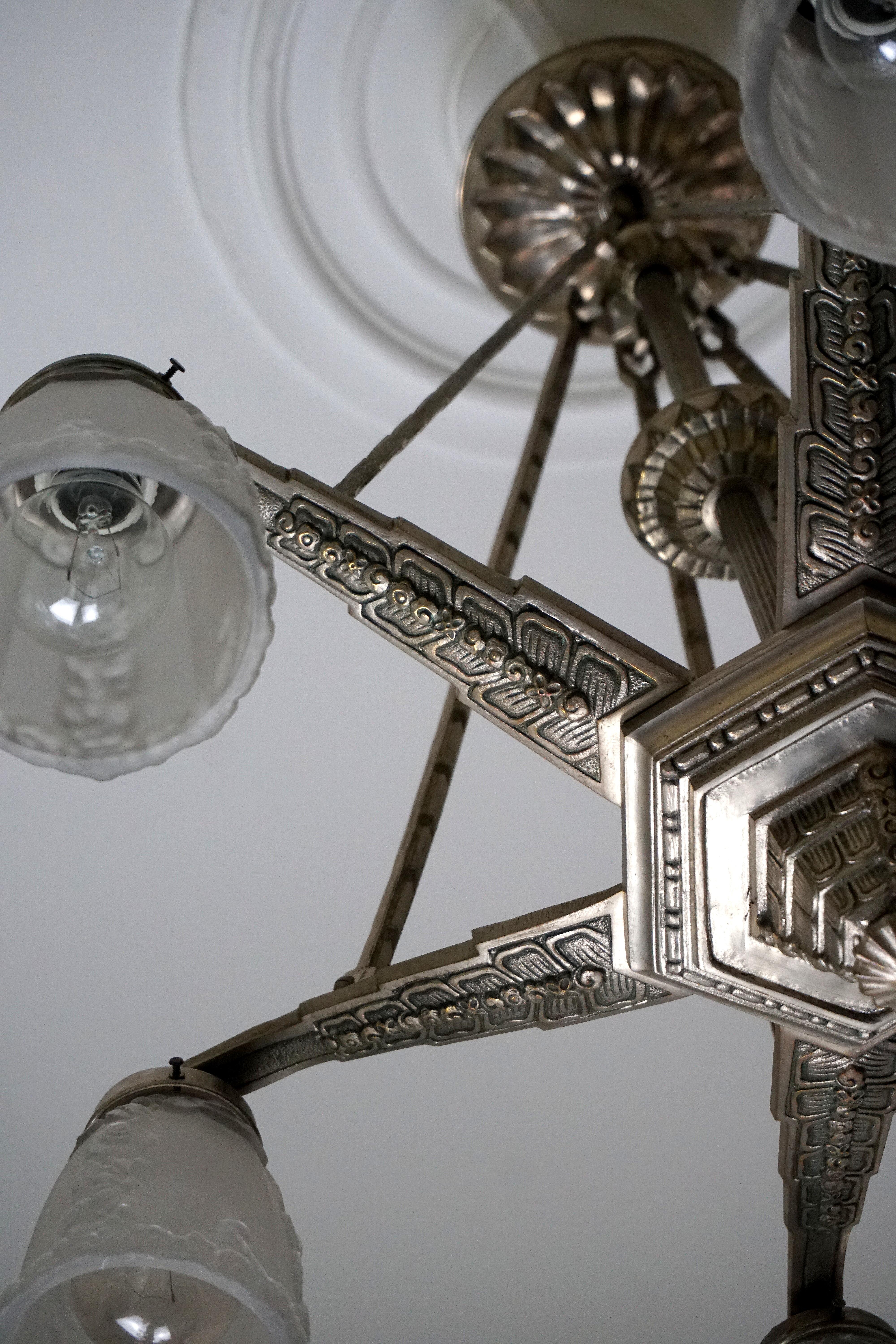 Art Deco French Star Chandelier Attributed to Hettier Vincent For Sale 5