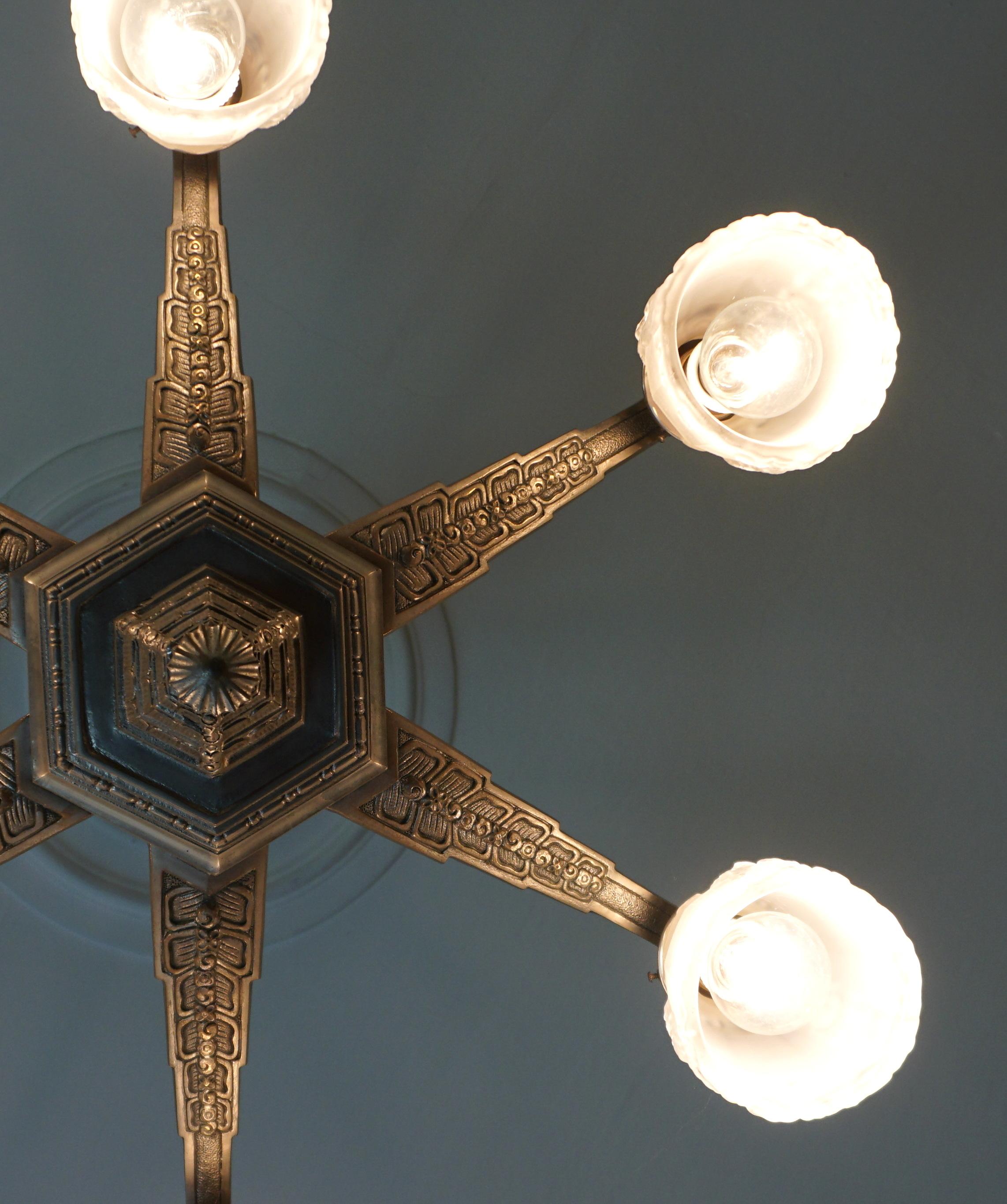 Art Deco French Star Chandelier Attributed to Hettier Vincent For Sale 7