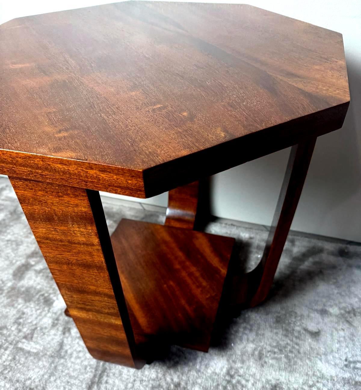 Table à thé/théière Art Déco avec plateau octogonal en vente 1