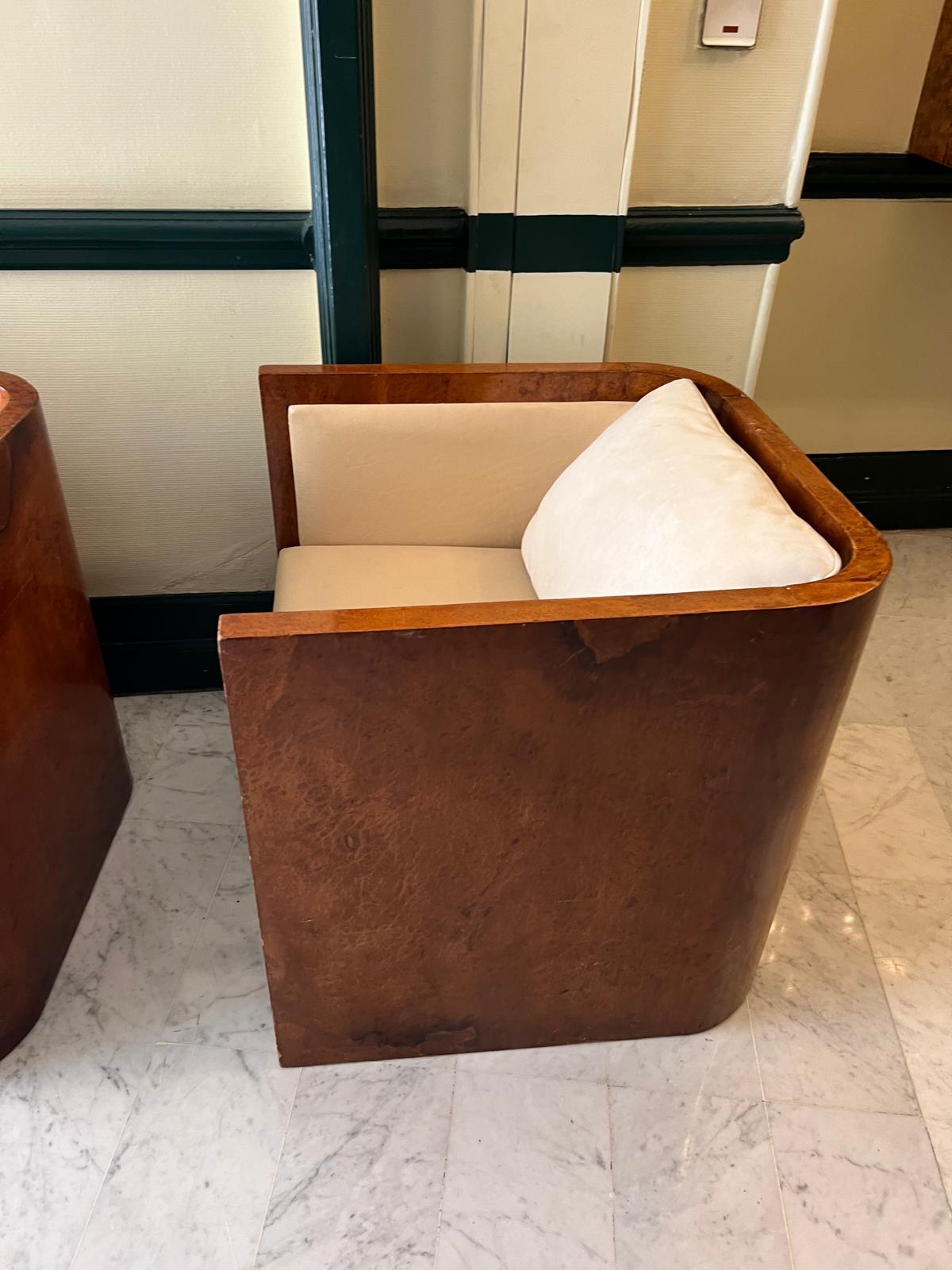 Art Deco French three piece sofa suite 12