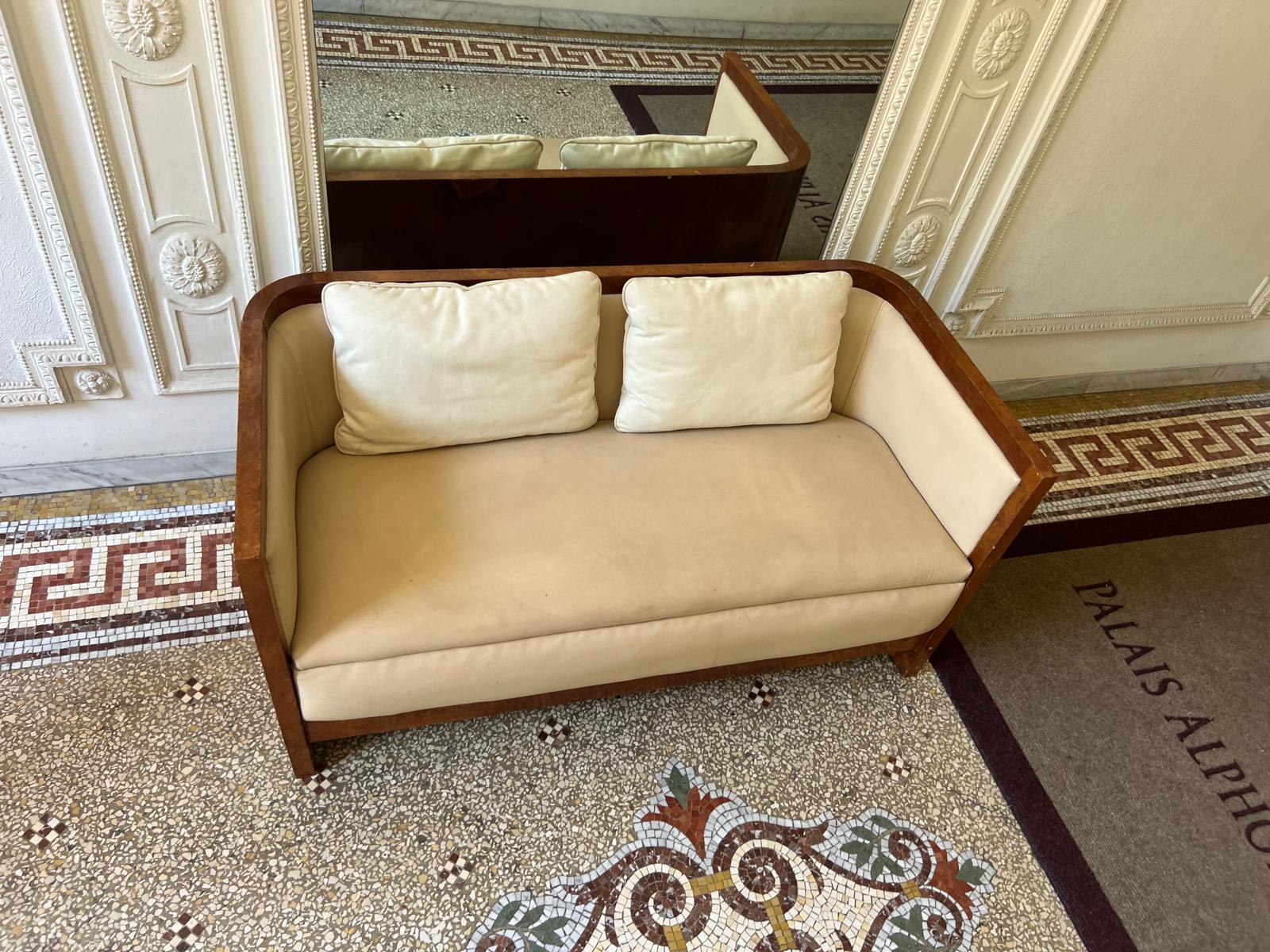 Art Deco French three piece sofa suite In Good Condition In NICE, FR