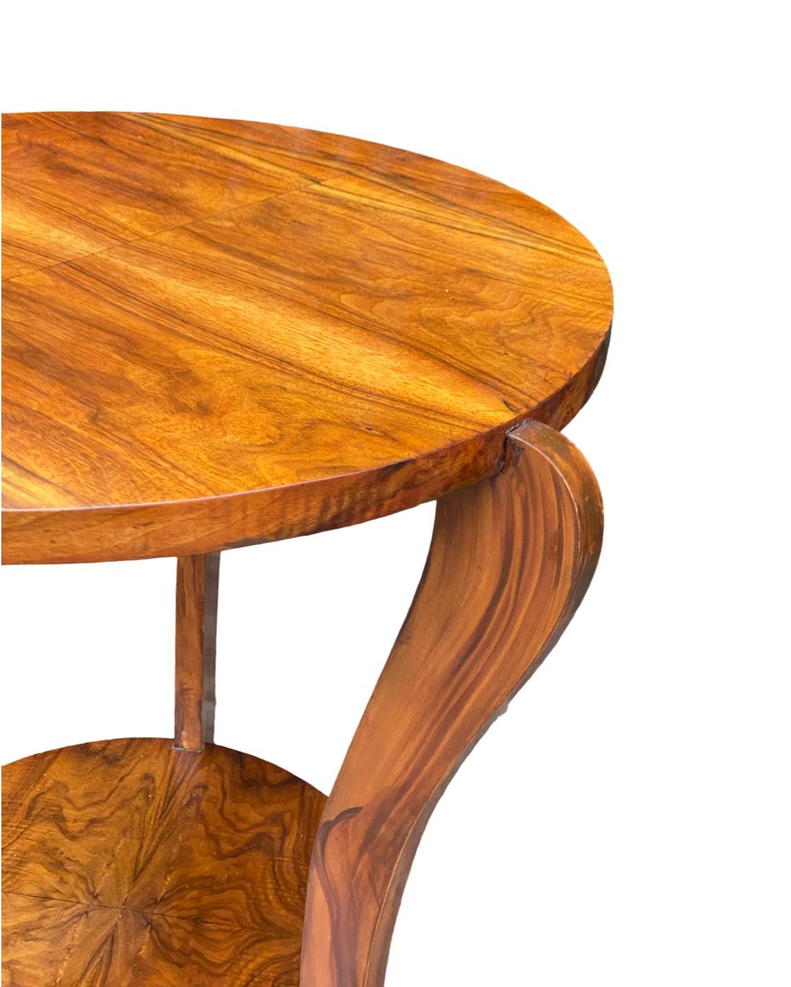 Français Table basse tulipe française Art Déco en vente