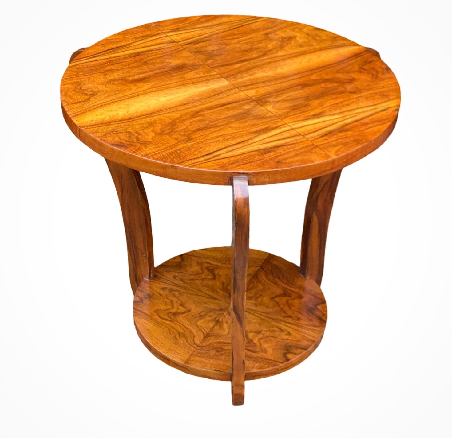 Milieu du XXe siècle Table basse tulipe française Art Déco en vente