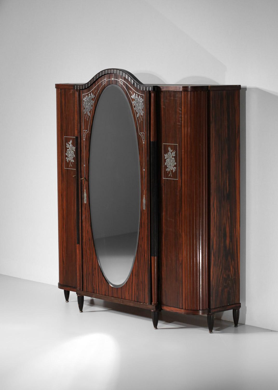 Art Deco art deco French wardrobe in the style of Maurice Dufrène from the 1930s  For Sale