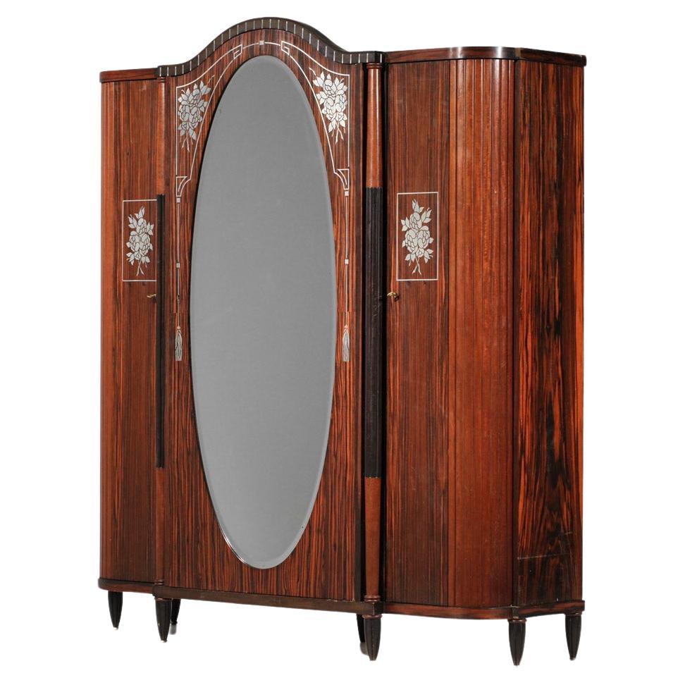 art deco French wardrobe in the style of Maurice Dufrène from the 1930s  For Sale