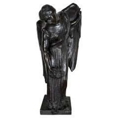 Art-déco-Skulptur einer geflügelten Frau von Le Verrier, Figur aus patiniertem Metall