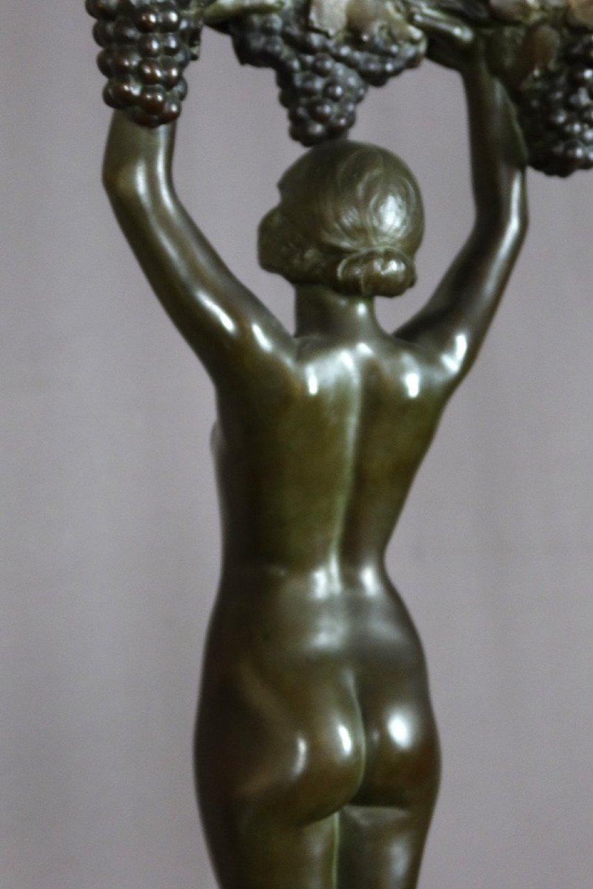 Art Deco French Woman Bronze Sculpture by Arthur Muller, 1930s 1