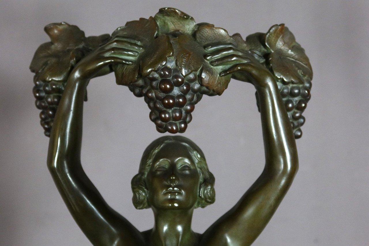 Art Deco French Woman Bronze Sculpture by Arthur Muller, 1930s 2