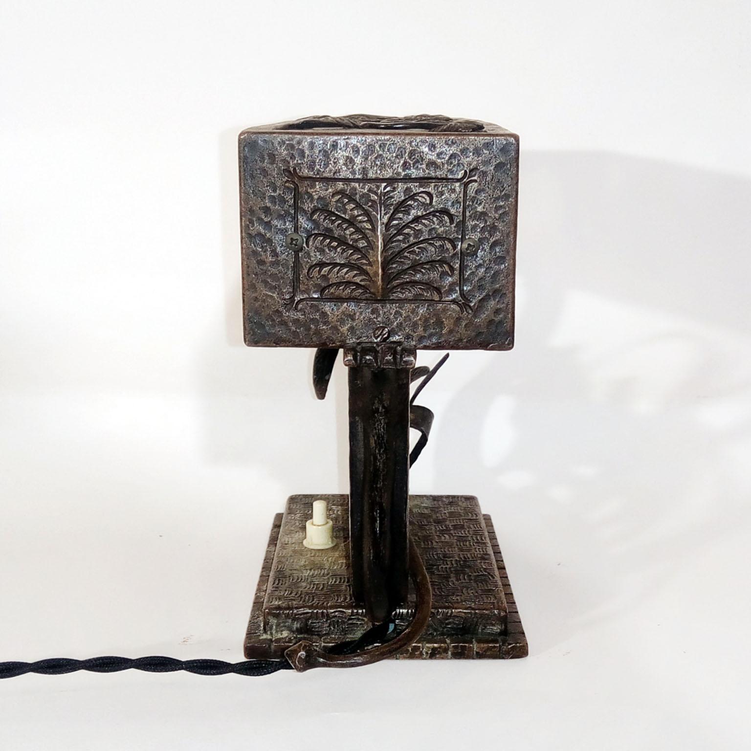Art Deco French Wrought Iron Table Lamp by Paul Kiss, 1930s For Sale 6