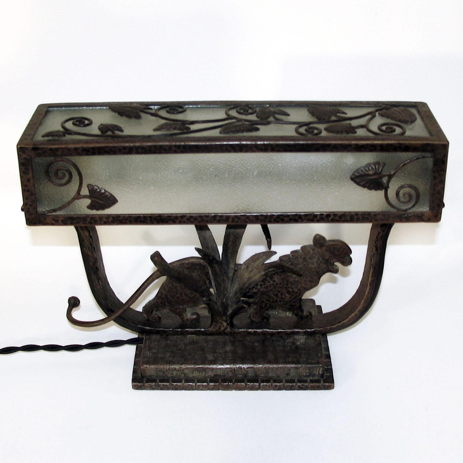 Lampe de table Art déco française en fer forgé par Paul Kiss, années 1930 en vente 8