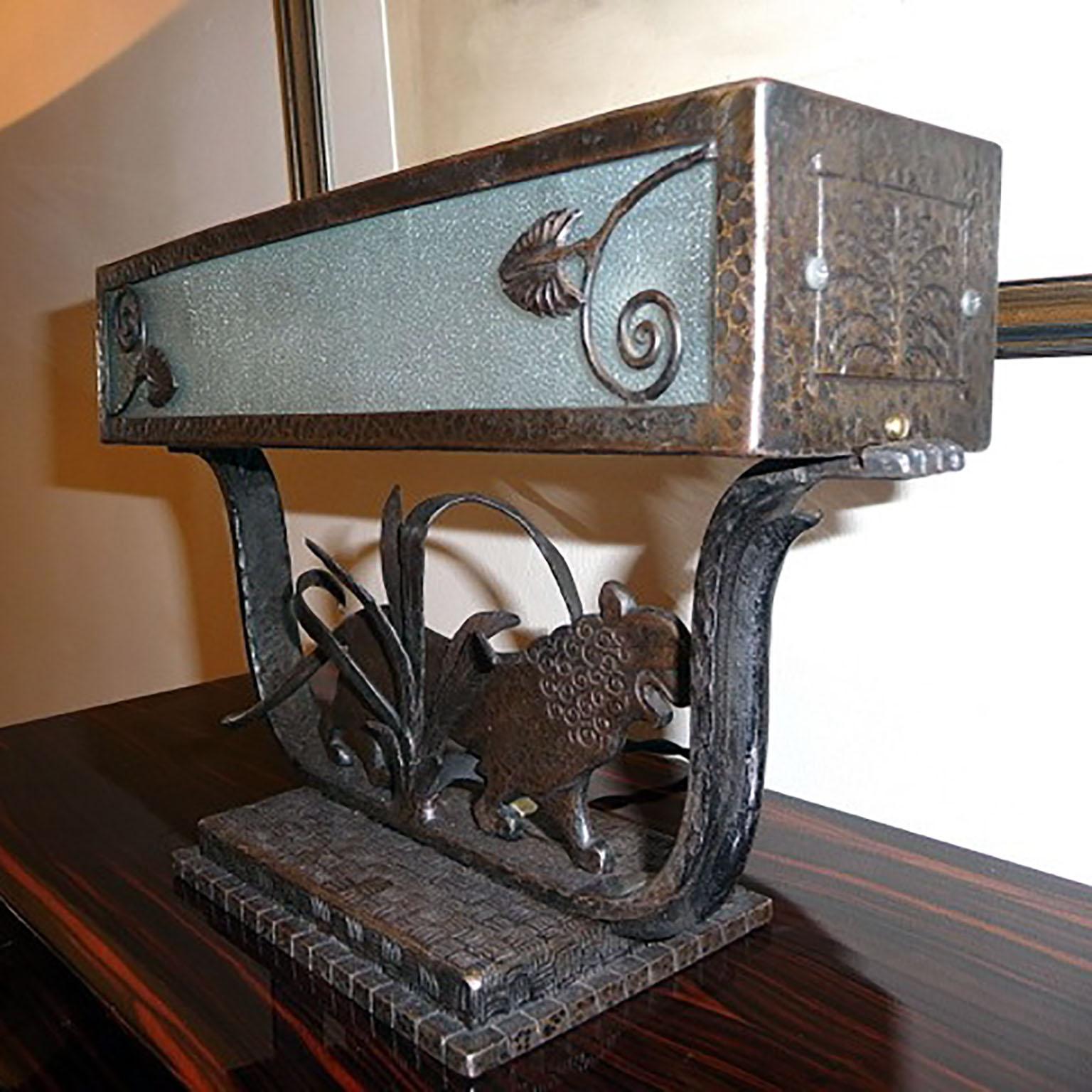 Lampe de table Art déco française en fer forgé par Paul Kiss, années 1930 en vente 4