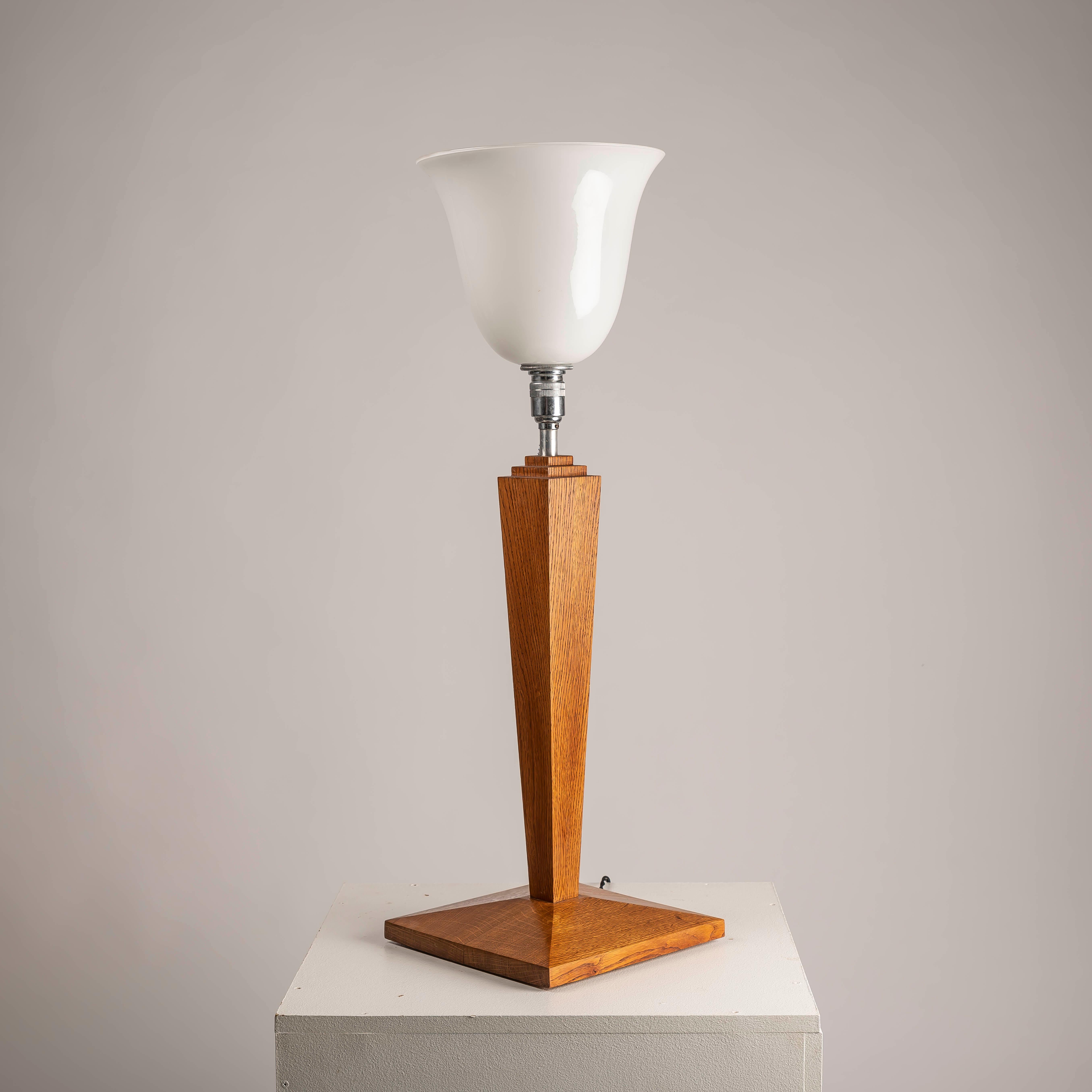 Milieu du XXe siècle Lampe de table XXL Art Déco française dans le style de Jean Michel Frank, années 1940 en vente