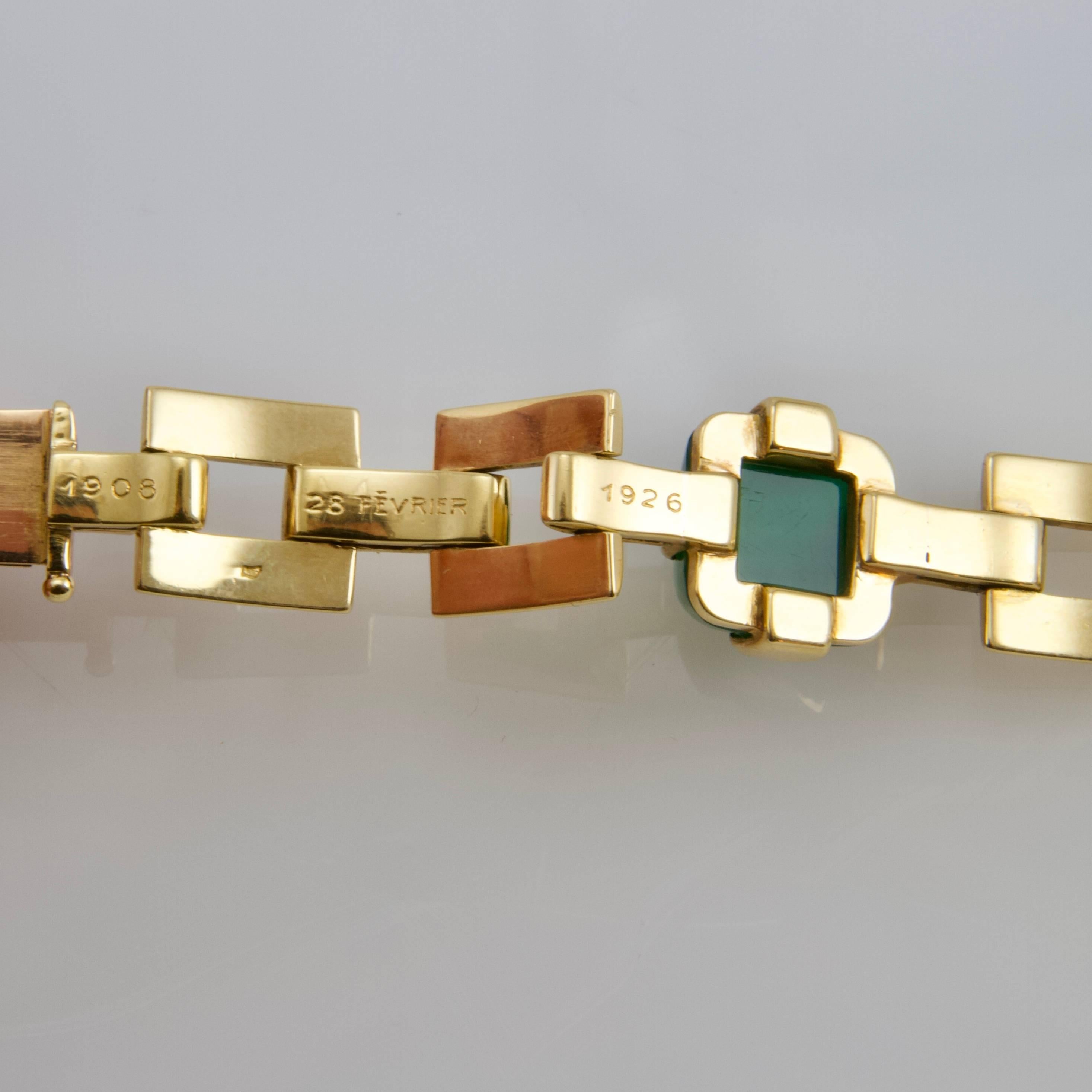 Art Deco French Yellow Gold and Chalcedony Bracelet by Georges Lenfant For Sale 2
