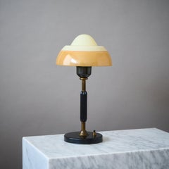 Lámpara de mesa Art Déco «Fried Egg» de latón y cristal, Fog and Morup, Dinamarca, década de 1940.