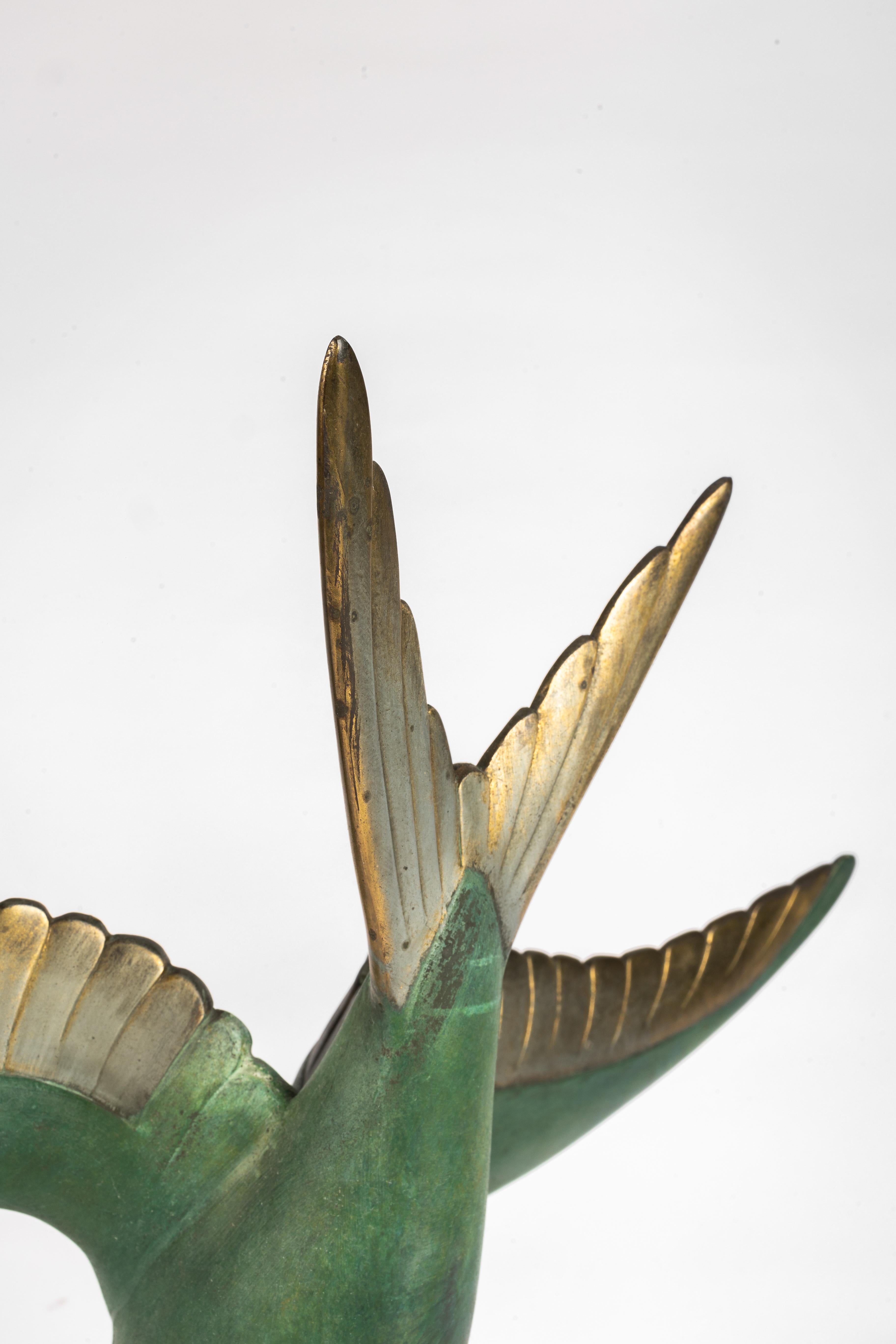 Art-déco Fritz Diller attr. Scultura di gabbiano e base in vetro illuminata in vendita 1