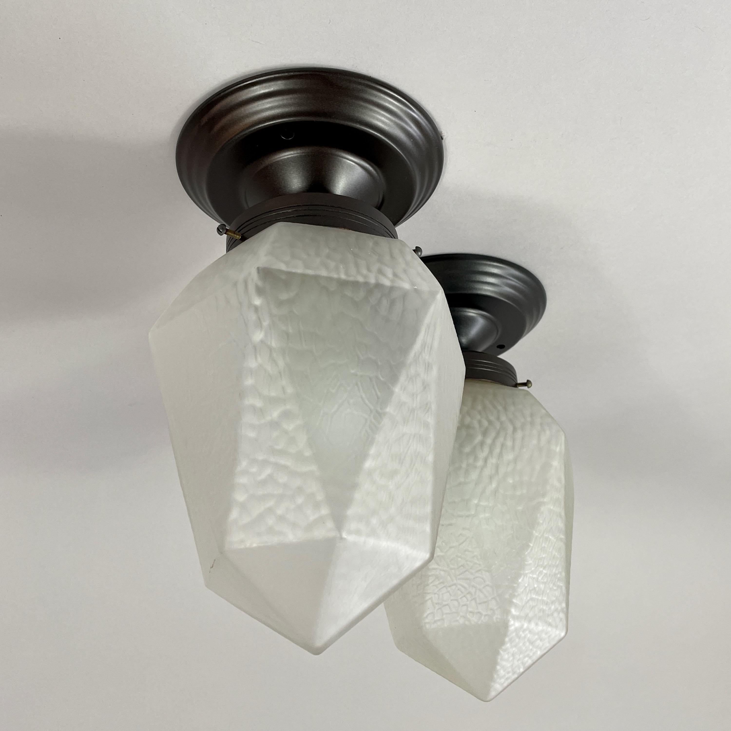 Art Decó Cristal esmerilado y latón bruñido Empotrables, Suecia Años 20 en venta 8