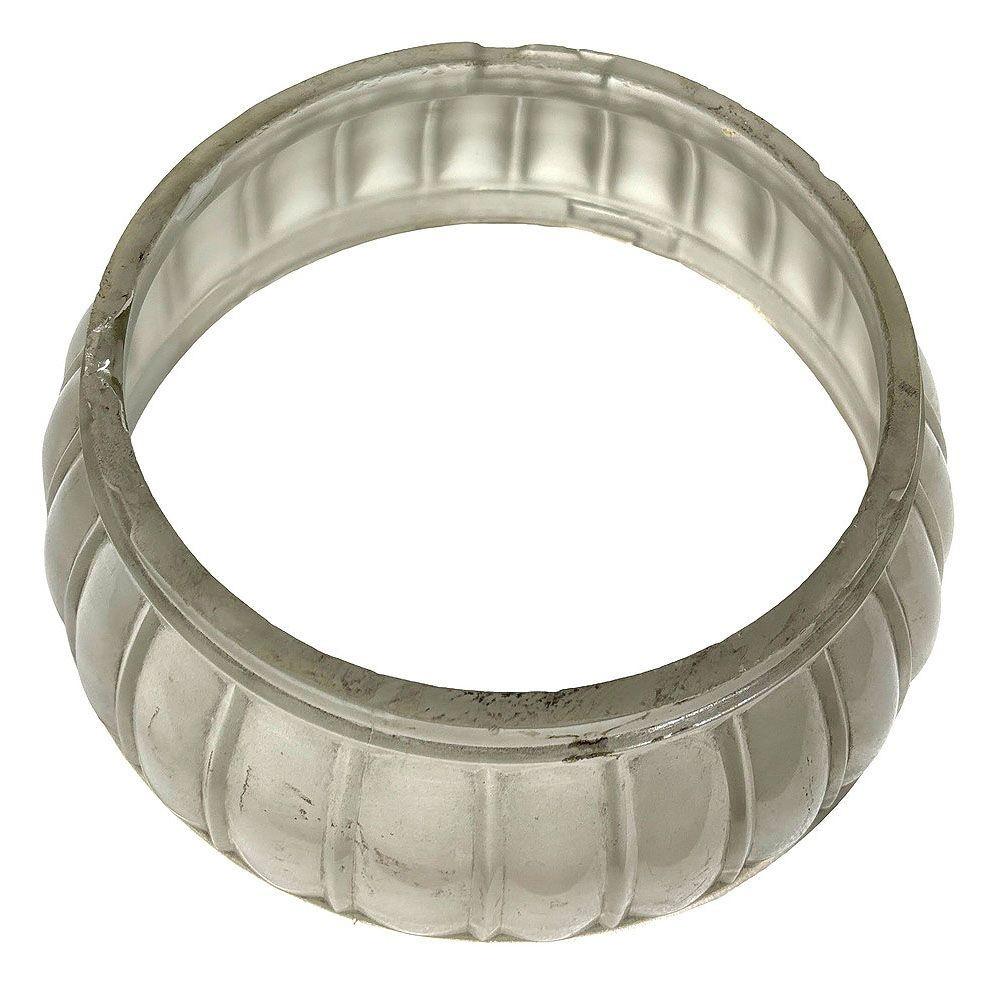 Art Deco Deckenleuchte aus Milchglas mit Deckenleuchte in der Mitte mit Ringschirm (amerikanisch) im Angebot