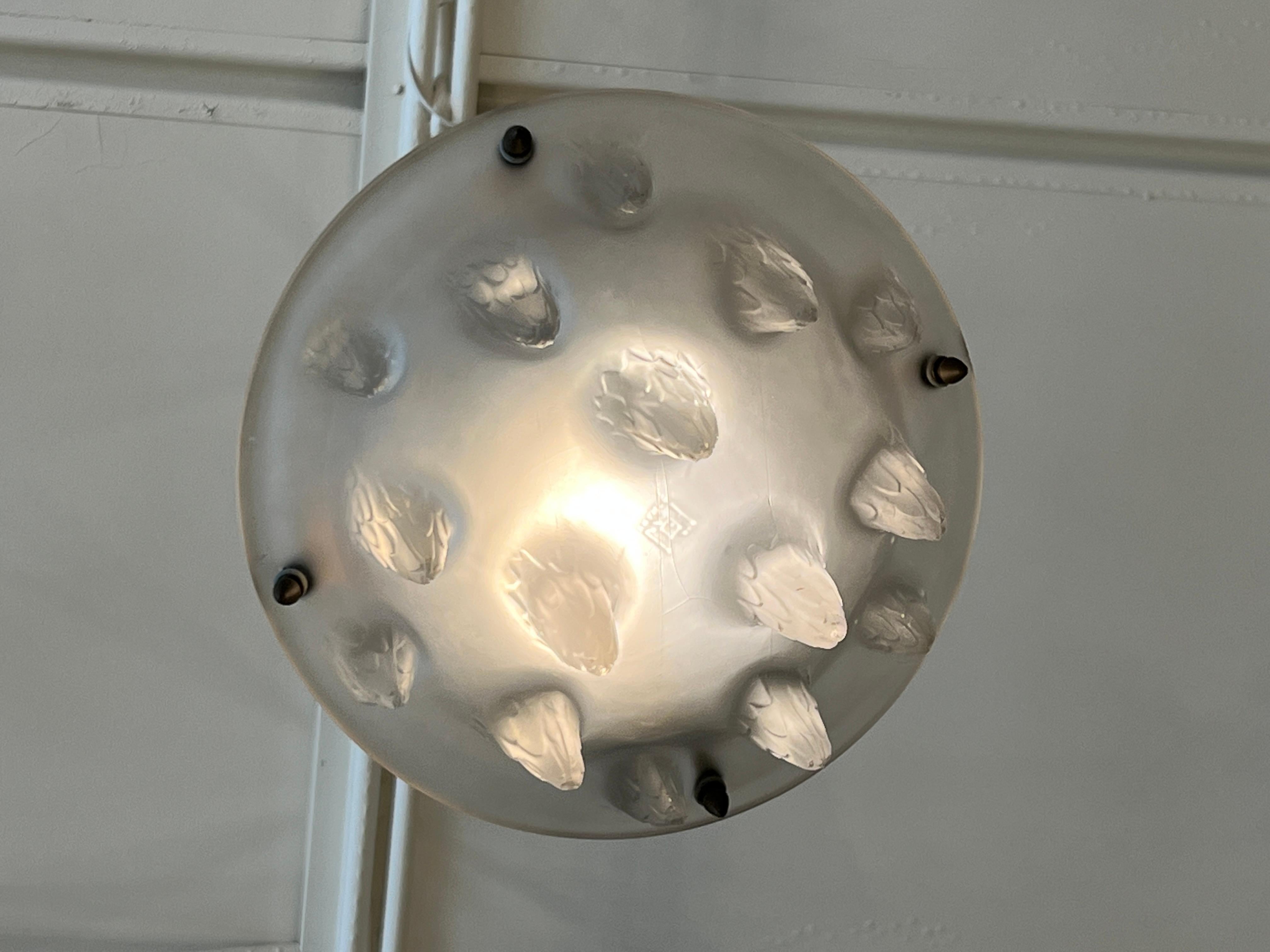 Art Deco Frosted Glass Chandelier by René Lalique In Good Condition For Sale In Miami, FL