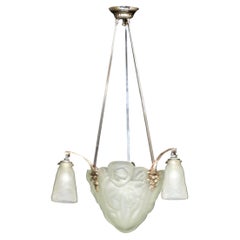 Art Deco Kronleuchter aus Milchglas Deckenlampe von Degue & Petitot