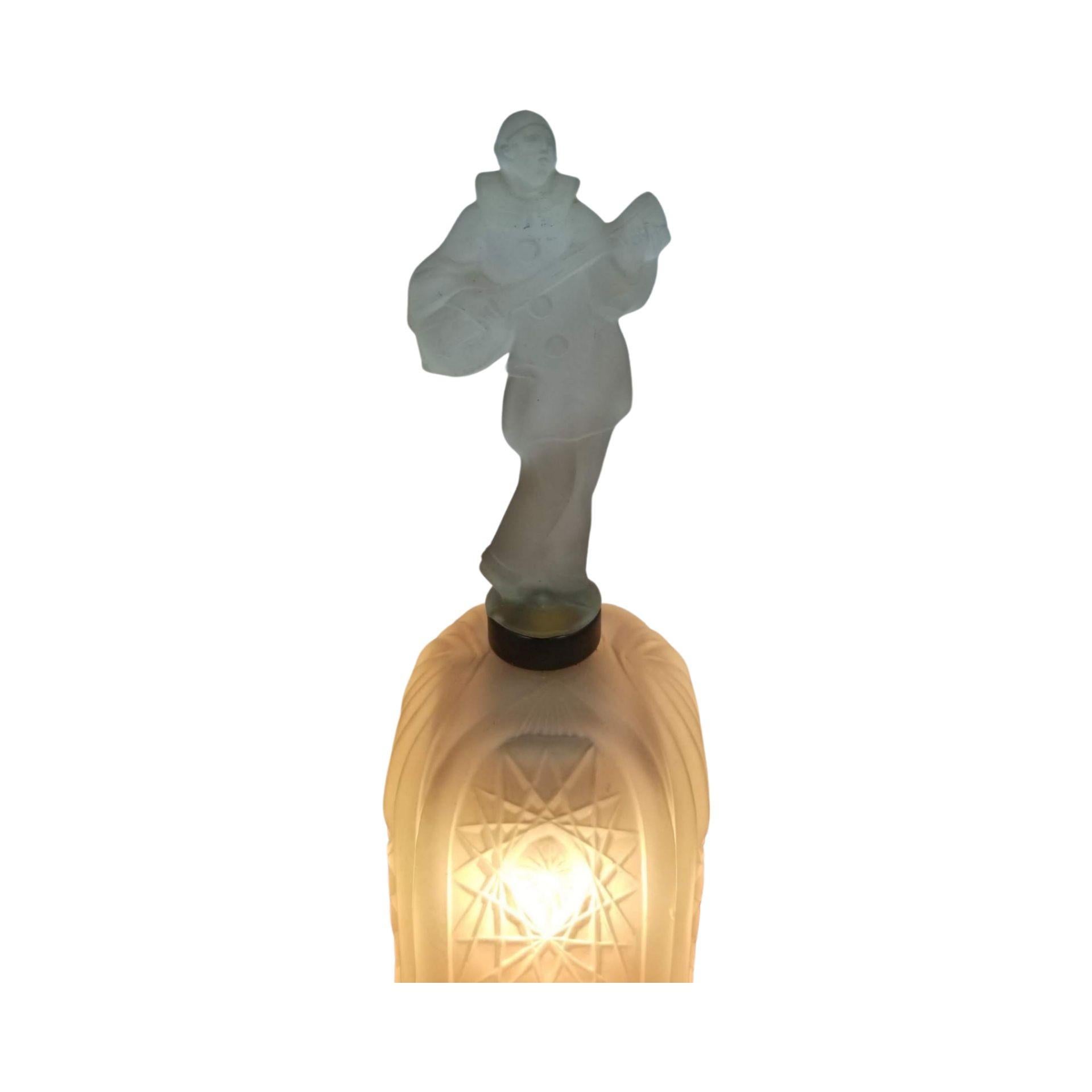 Art Deco Frosted Glass Jester Figurine Lamp In Excellent Condition For Sale In Van Nuys, CA