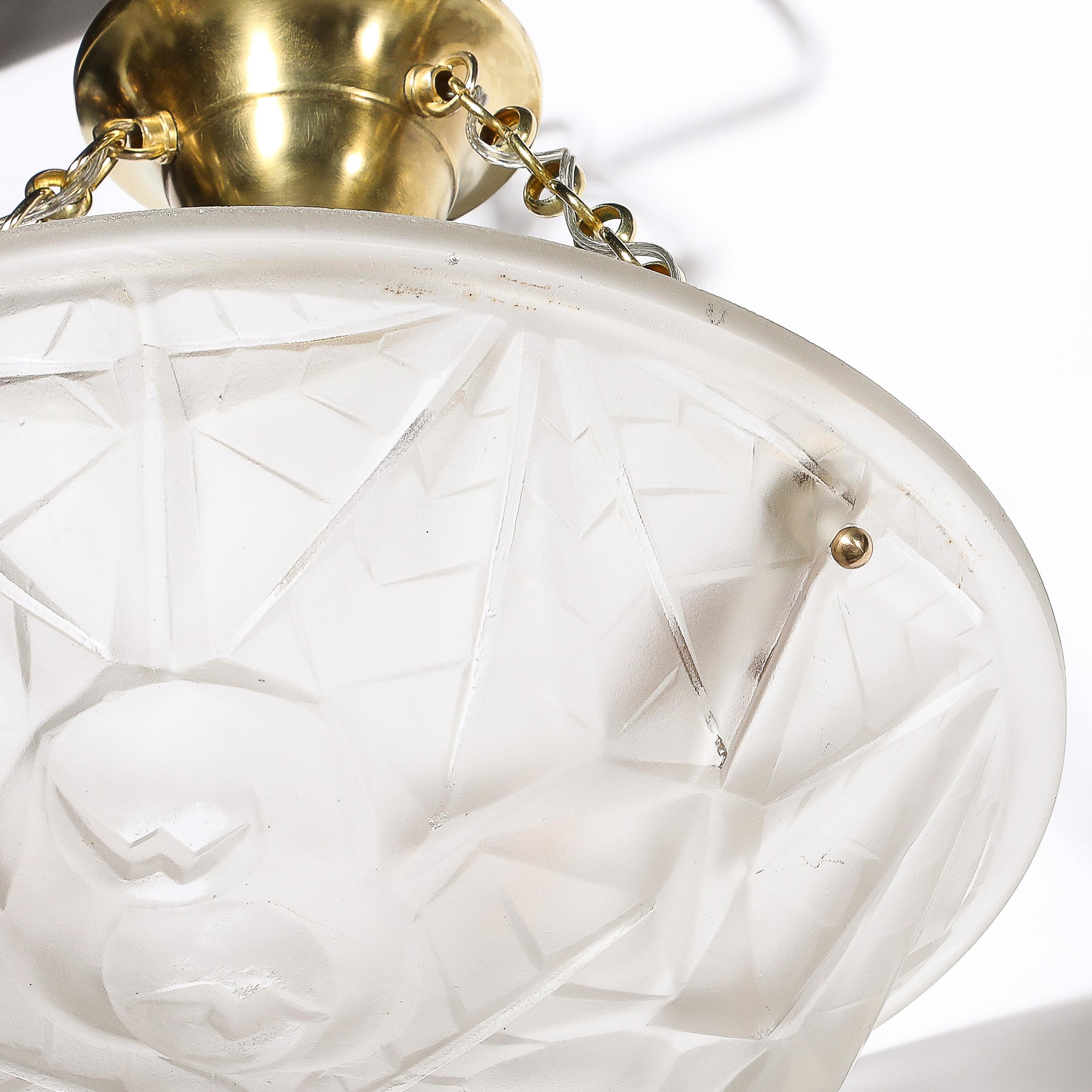 Lampadario a sospensione in vetro smerigliato Art Deco con accessori in ottone firmato Degué in vendita 12