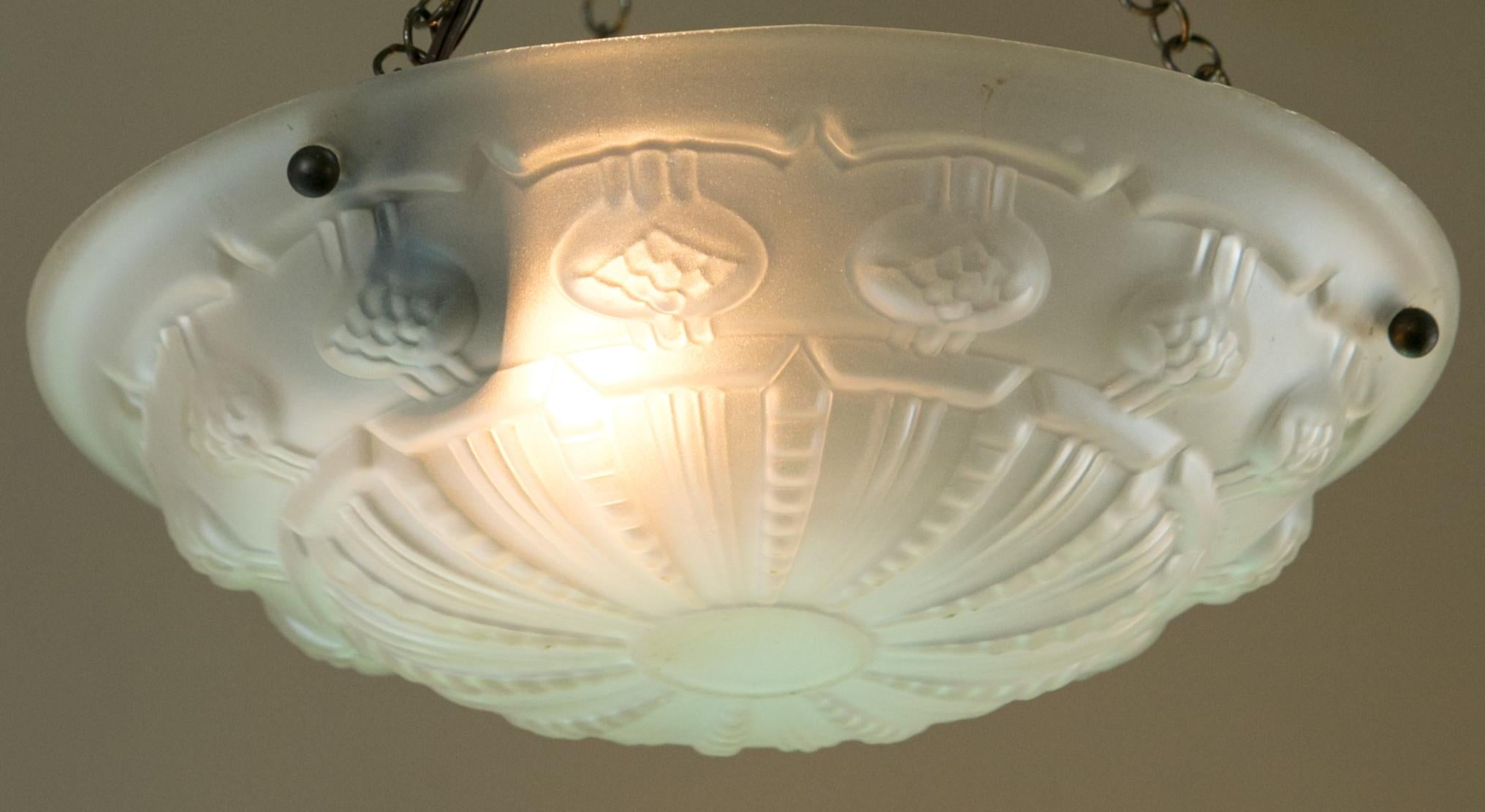 Early 20th Century Art Deco Frosted Glass Pendant For Sale