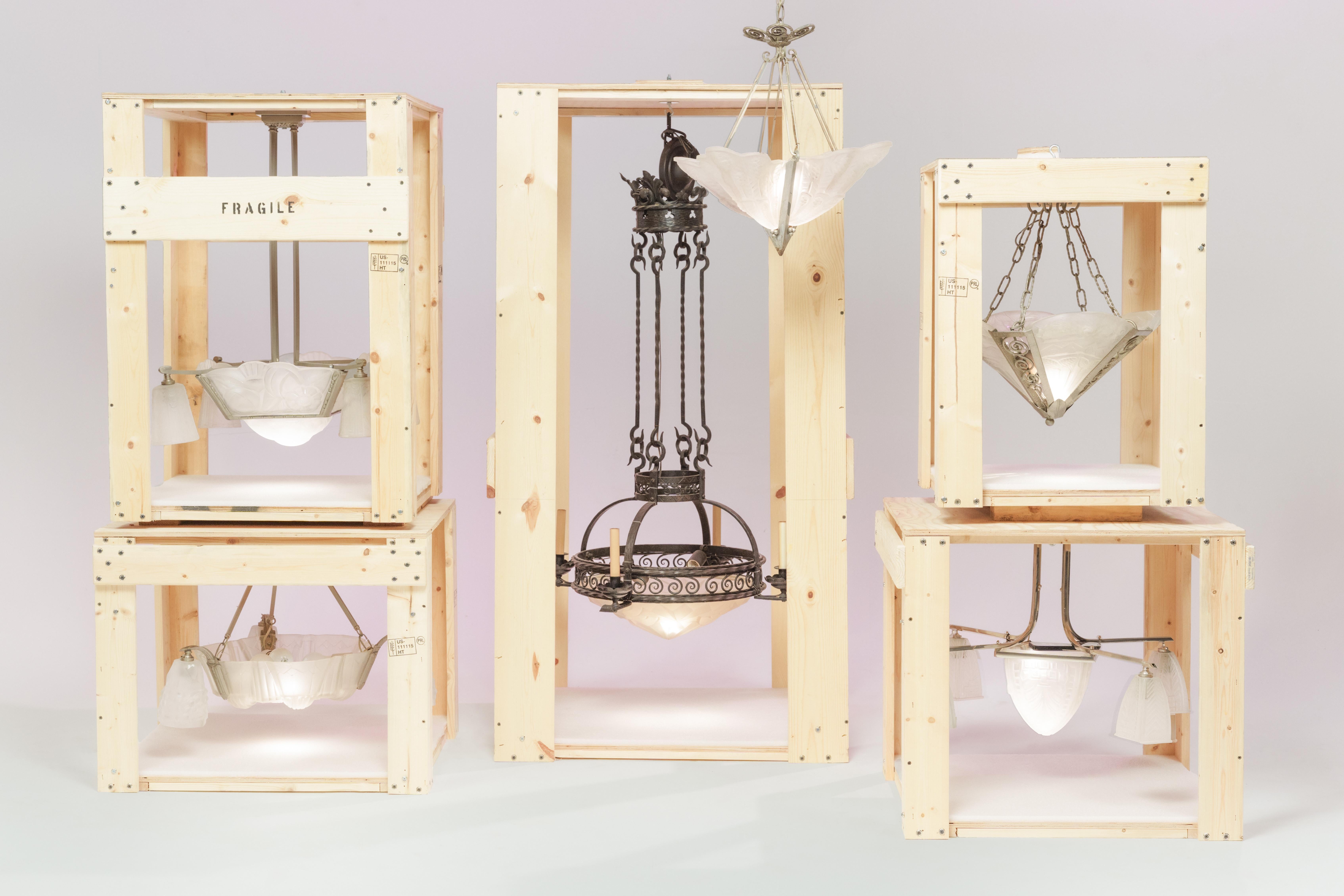 20ième siècle Lights Art Deco en verre dépoli, circa 1930 en vente